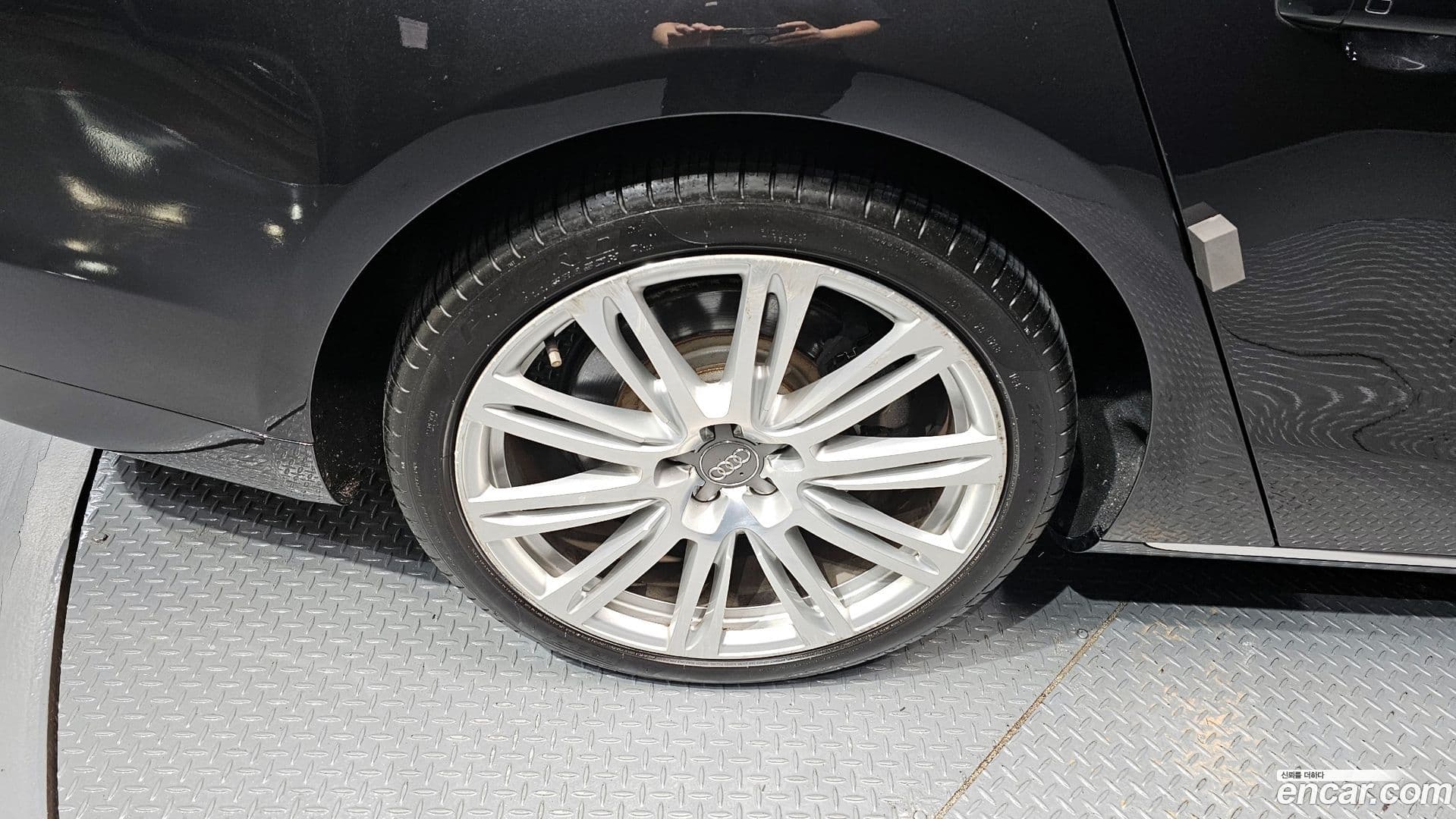 Main__Slider__Photo:A8 Audi 2012.10-4