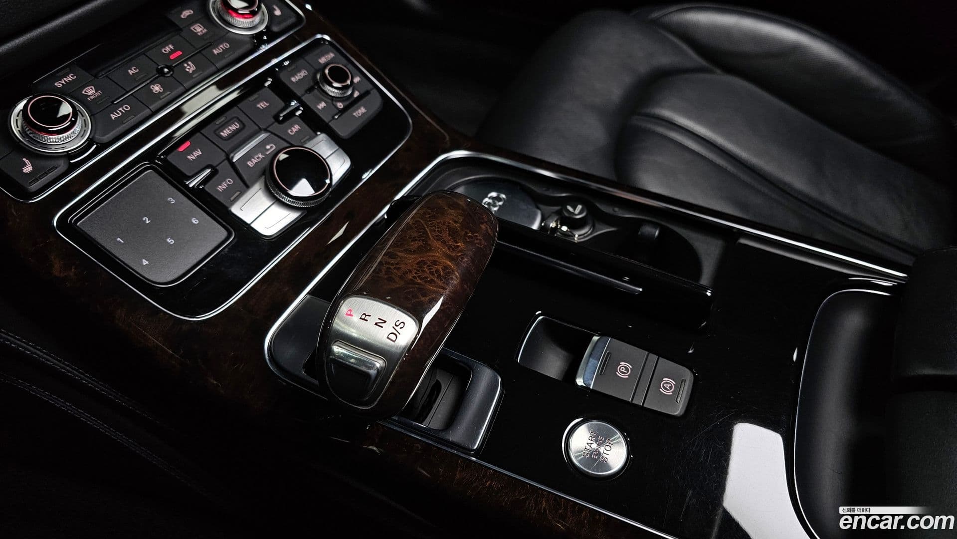 Main__Slider__Photo:A8 Audi 2012.10-8