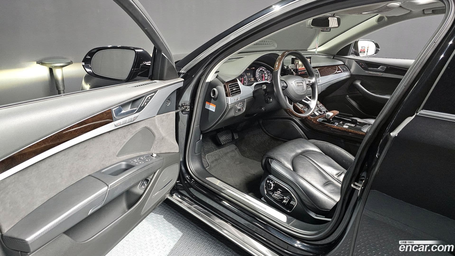 Main__Slider__Photo:A8 Audi 2012.10-9