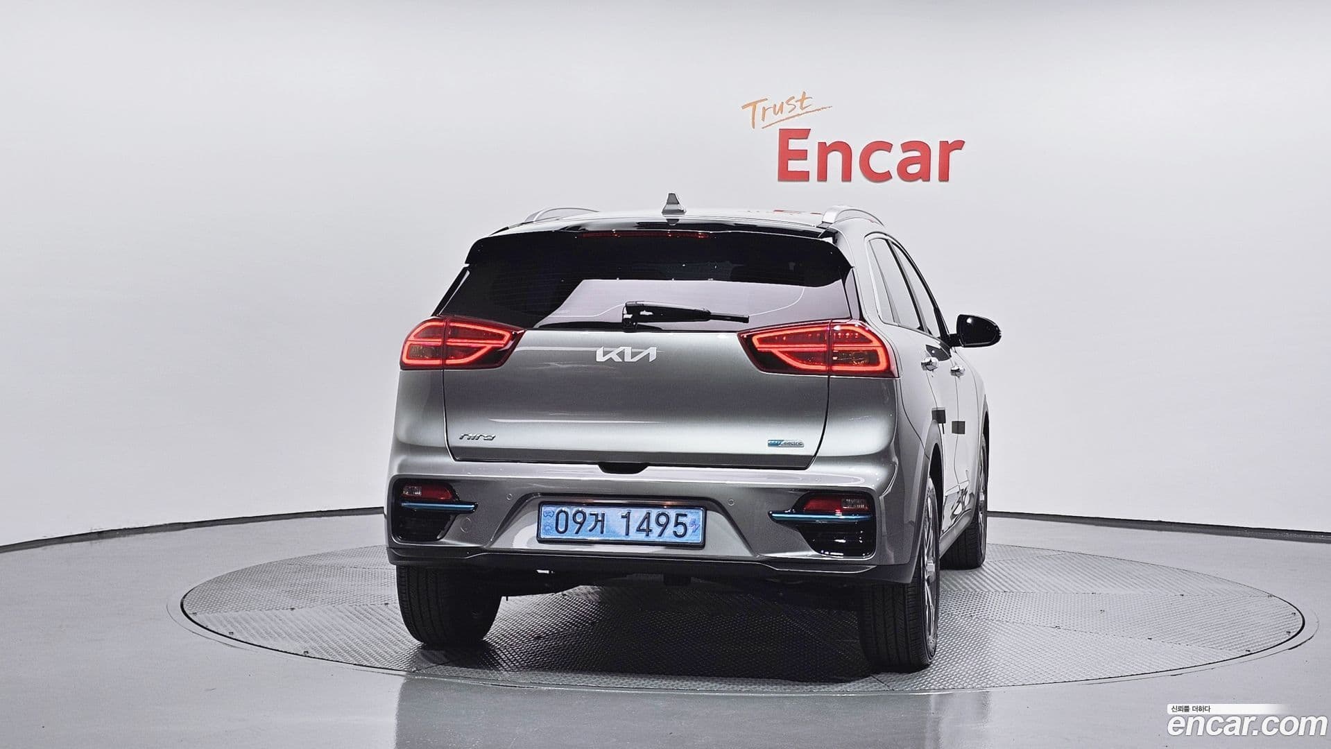 Main__Slider__Photo:Niro Kia 2021.8-3