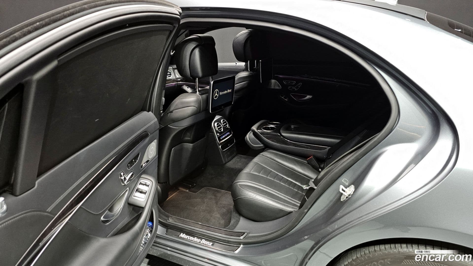 Main__Slider__Photo:S-Class Mercedes-Benz 2016.11-11