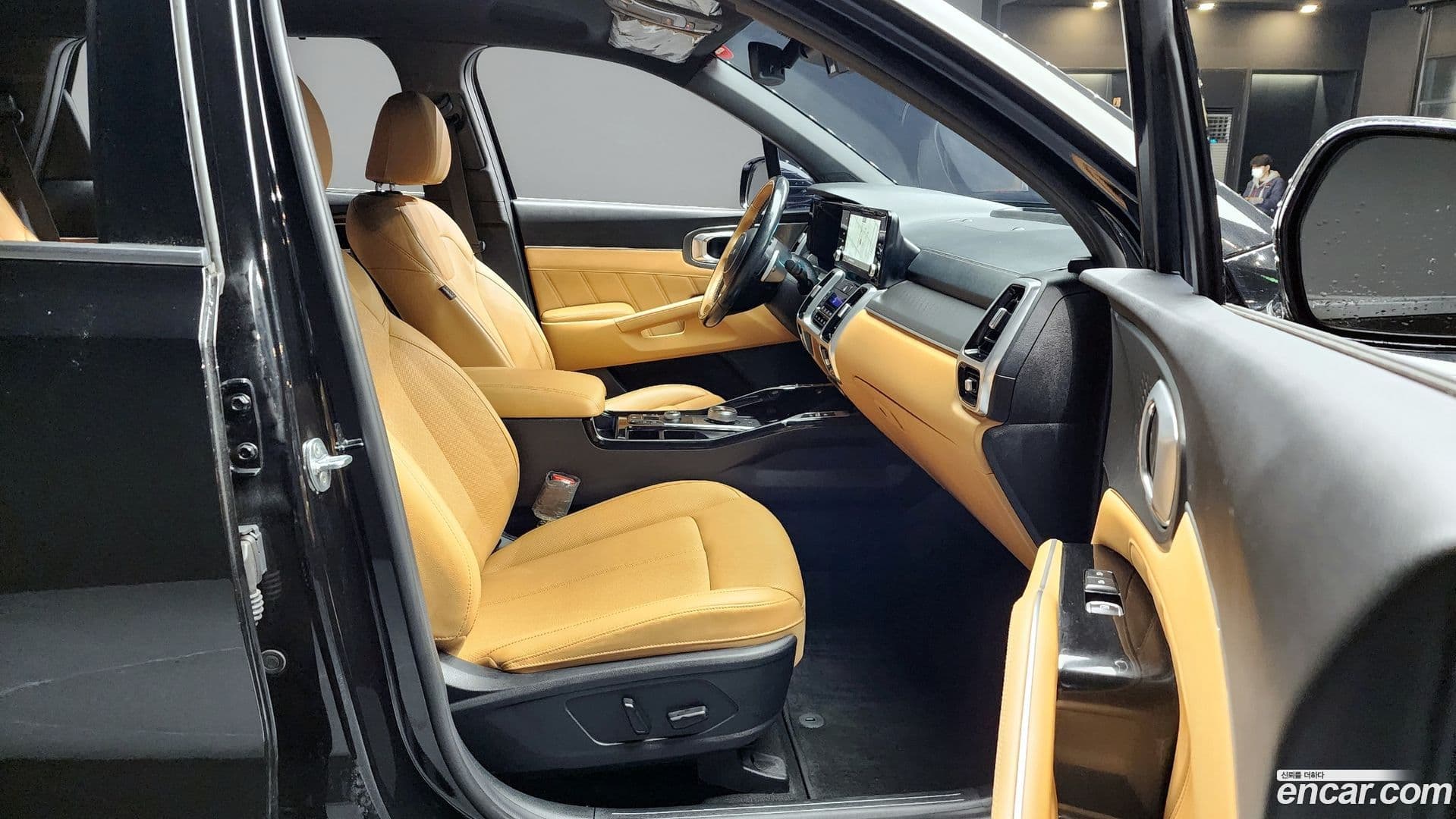 Main__Slider__Photo:Sorento Kia 2021.8-9