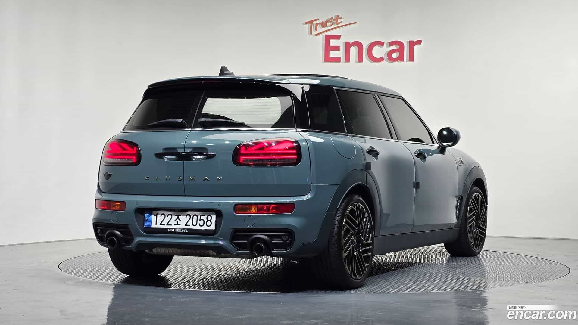 Clubman Mini 2022.8-OUTER-002