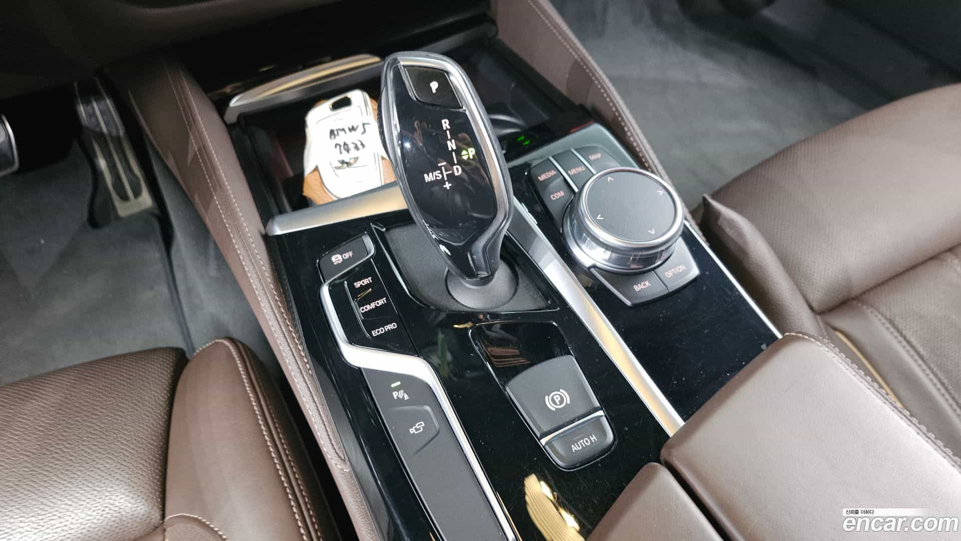 5-Series BMW 2018.8-INNER-009