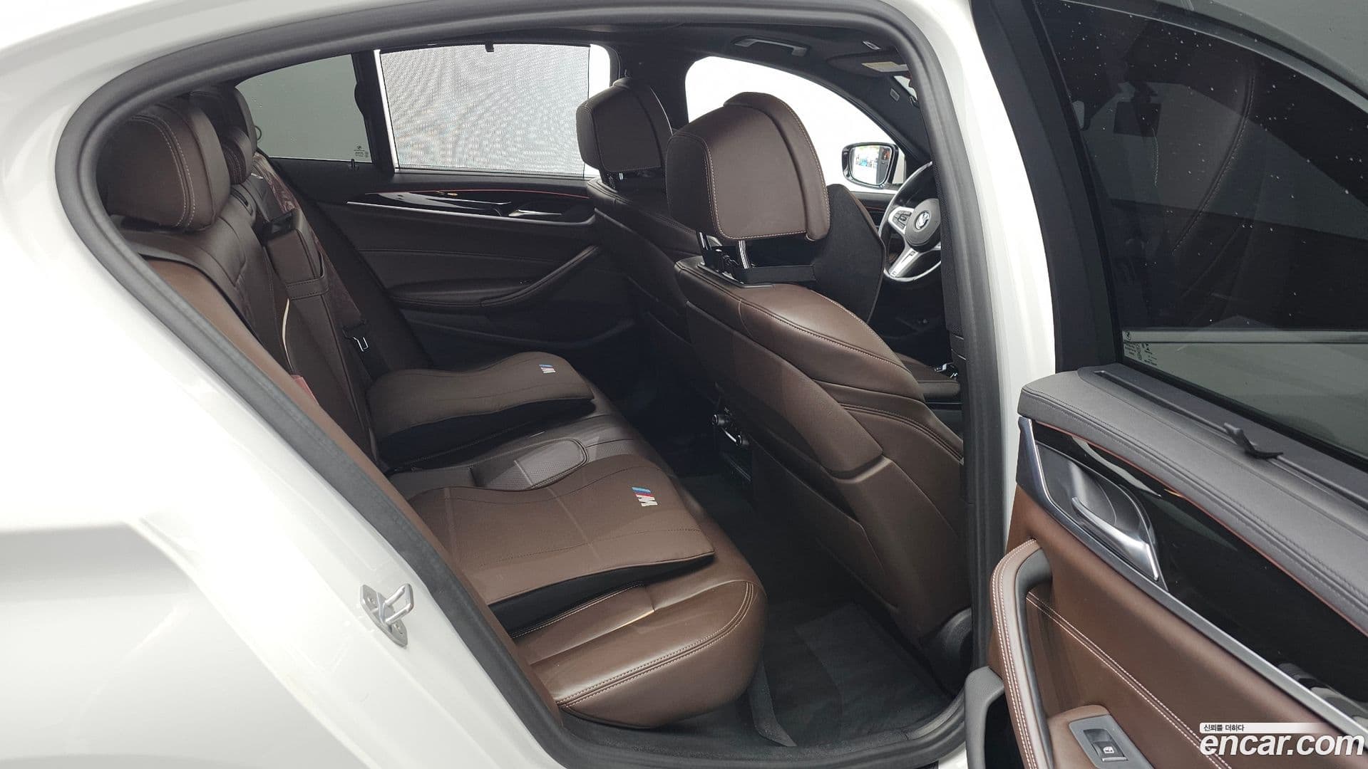 Main__Slider__Photo:5-Series BMW 2018.8-11