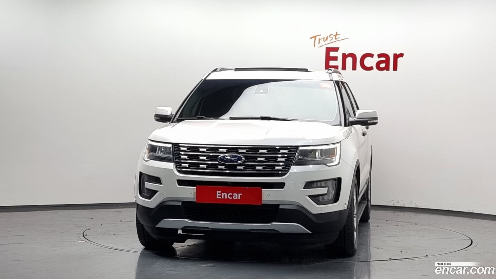 Main__Slider__Photo:Explorer Ford 2016.0-2