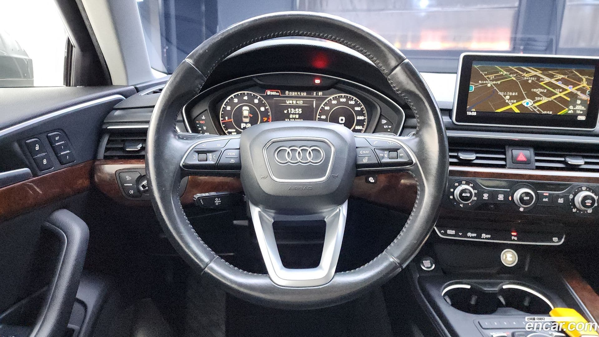 Main__Slider__Photo:A4 Audi 2016.6-12