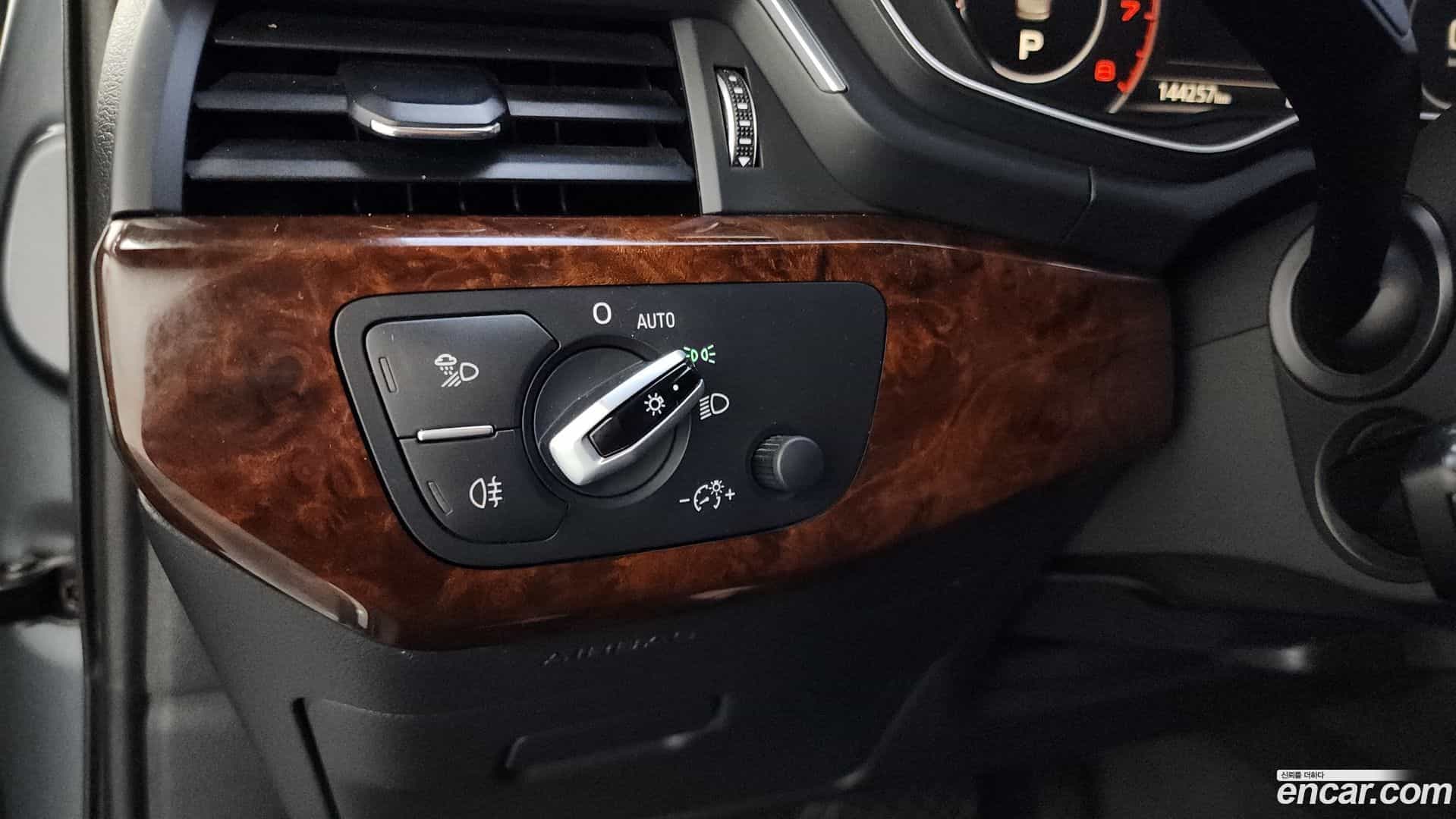 A4 Audi 2016.6-OPTION-021