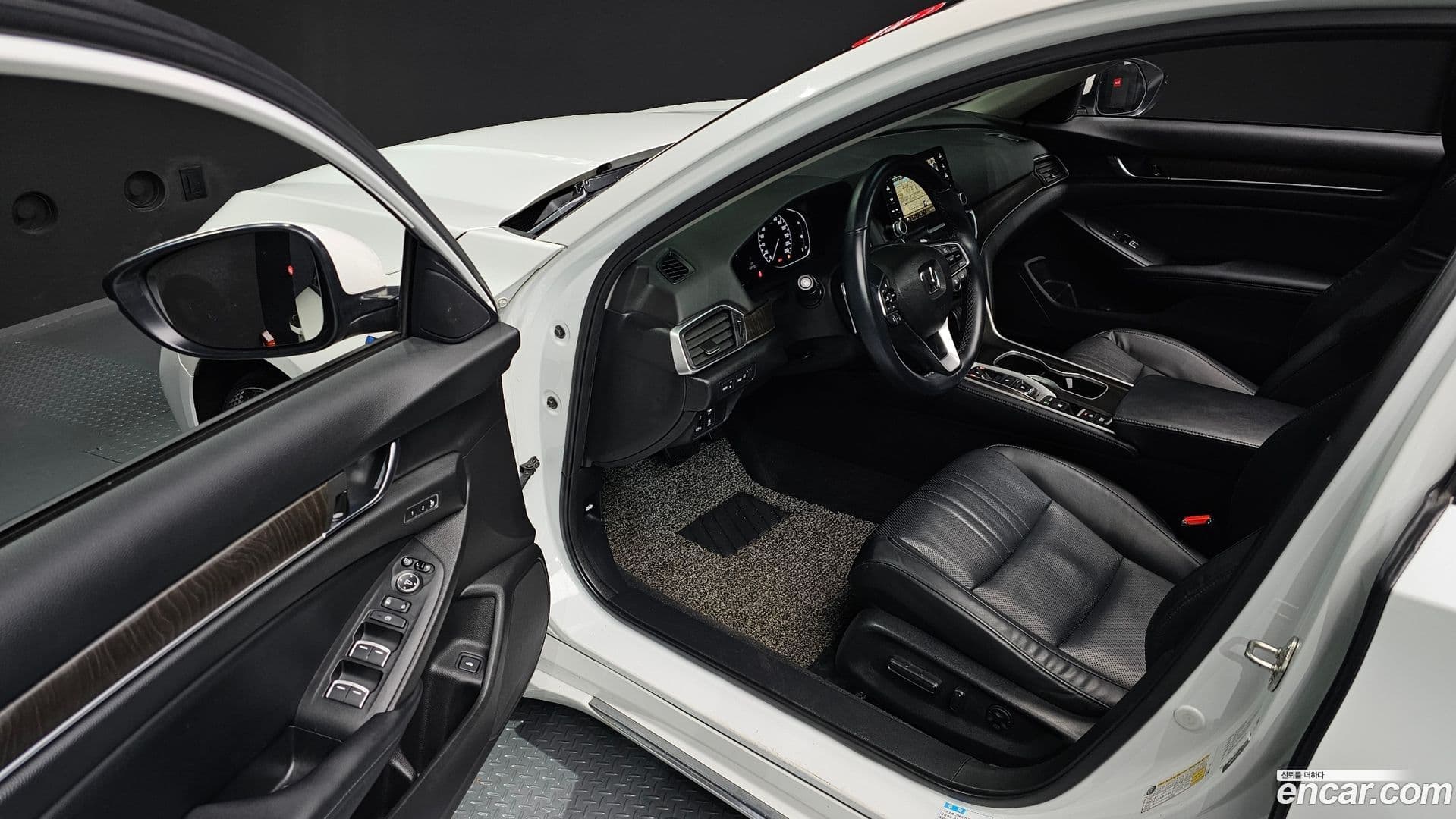 Main__Slider__Photo:Accord Honda 2018.8-10