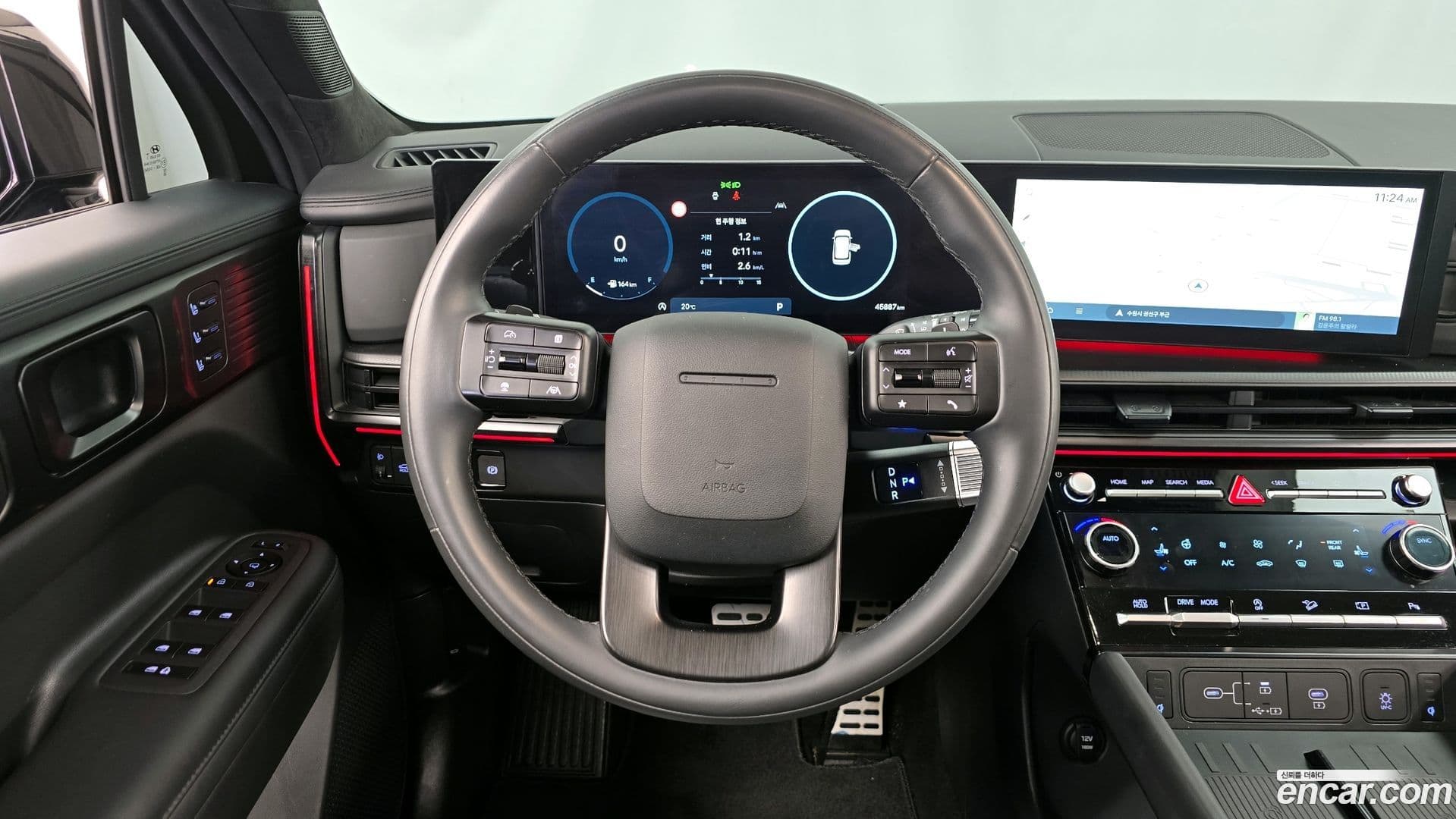 Main__Slider__Photo:Santafe Hyundai 2023.8-12