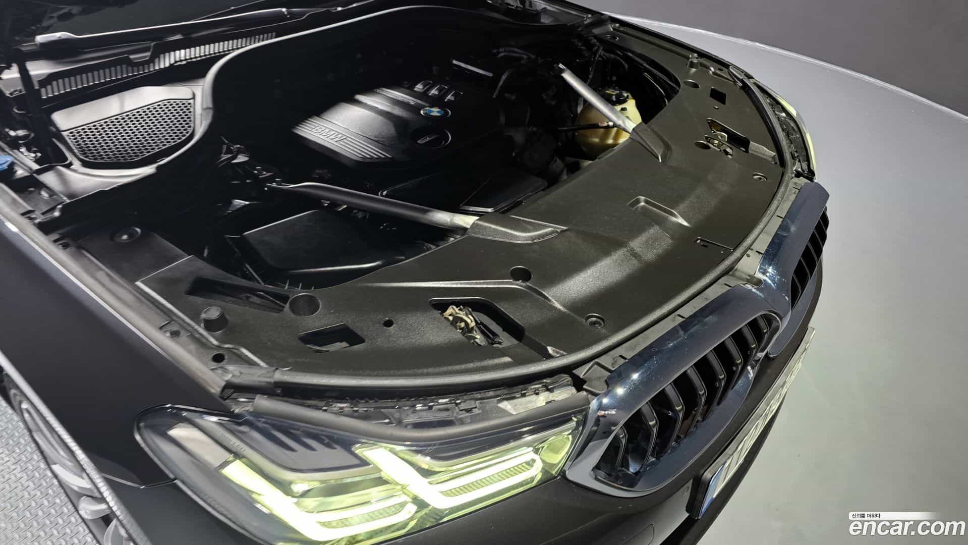 Gran Turismo BMW 2020.11-INNER-006