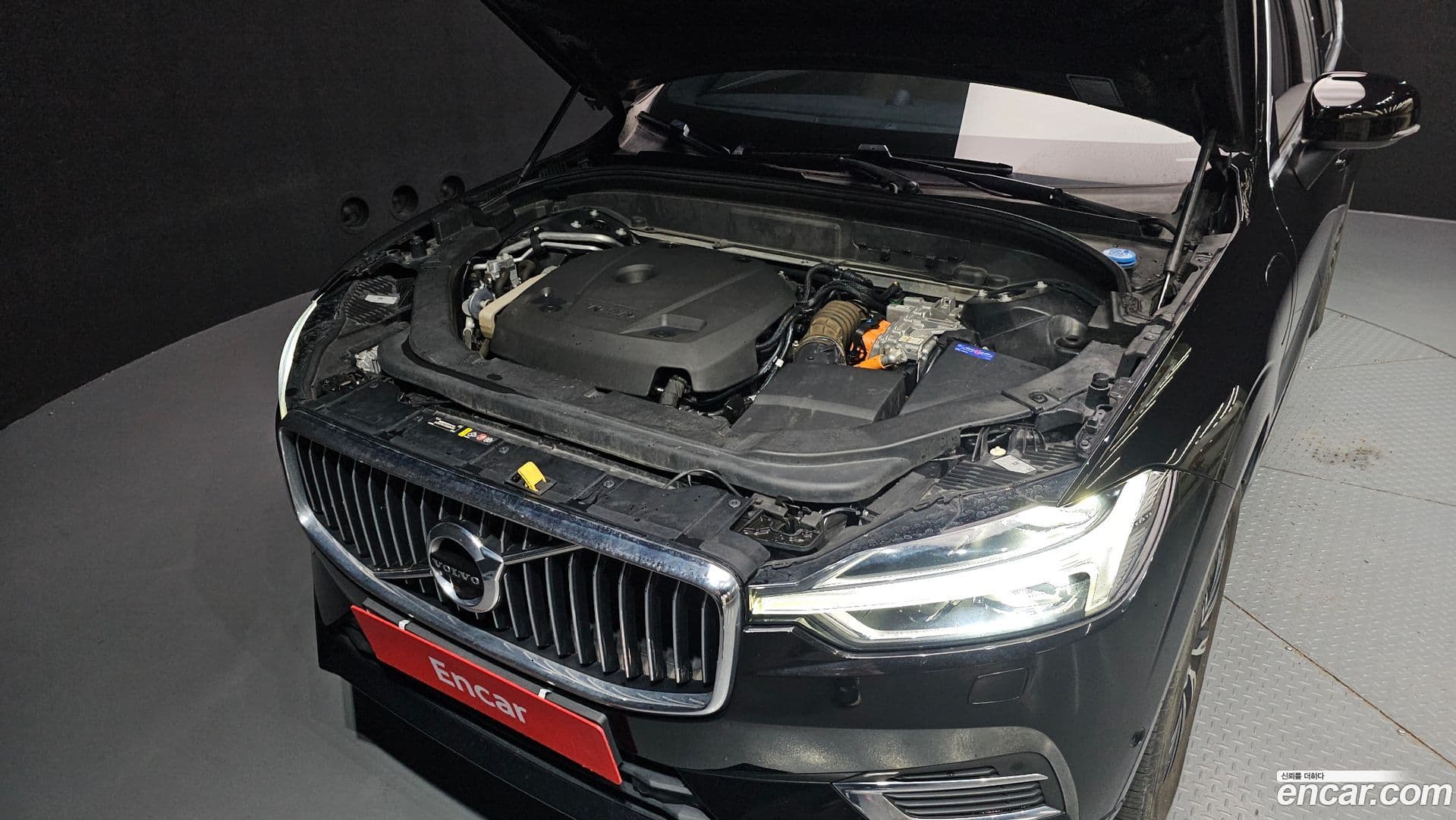 Main__Slider__Photo:XC60 Volvo 2019.6-5