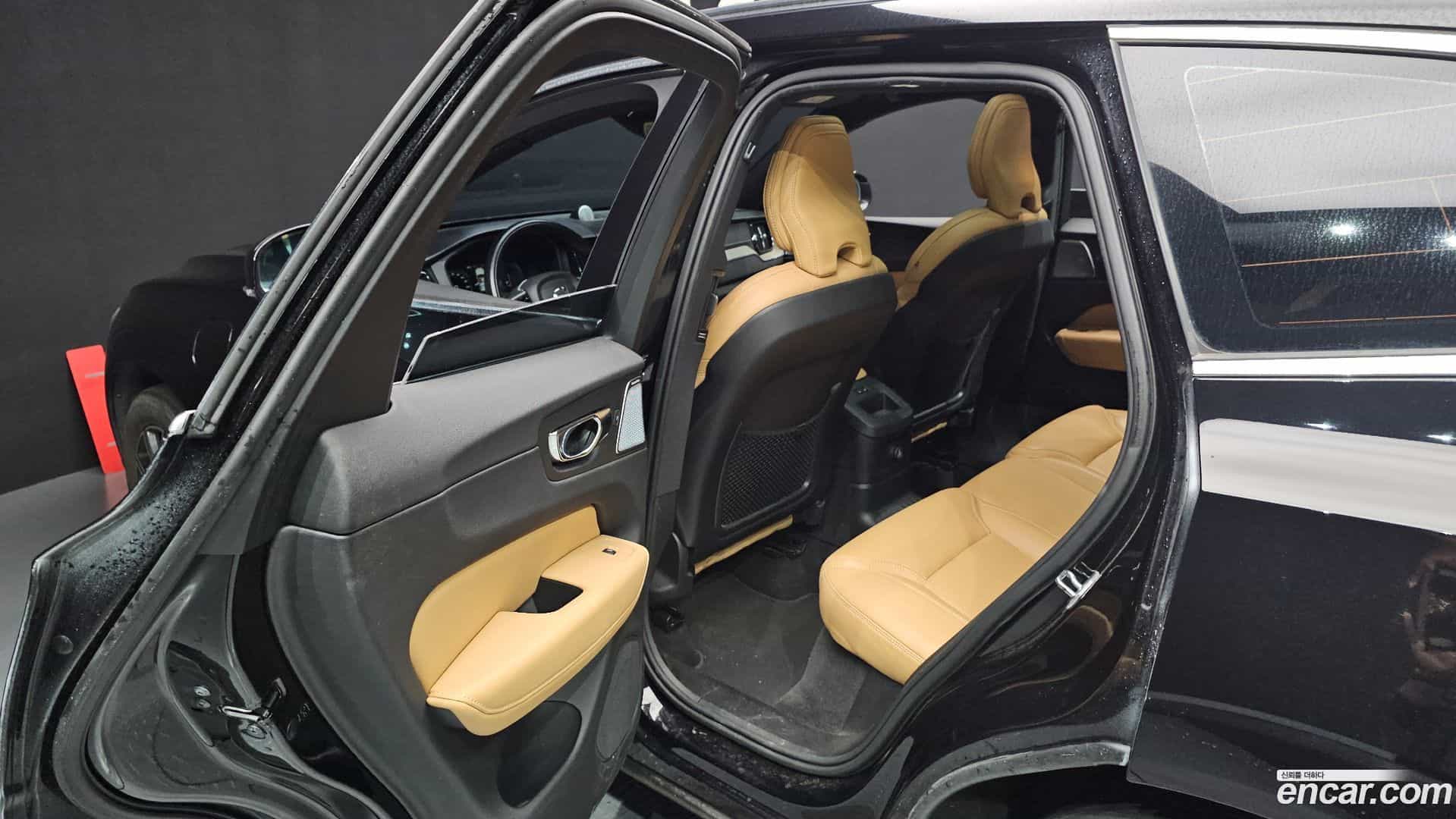 XC60 Volvo 2019.6-OPTION-016