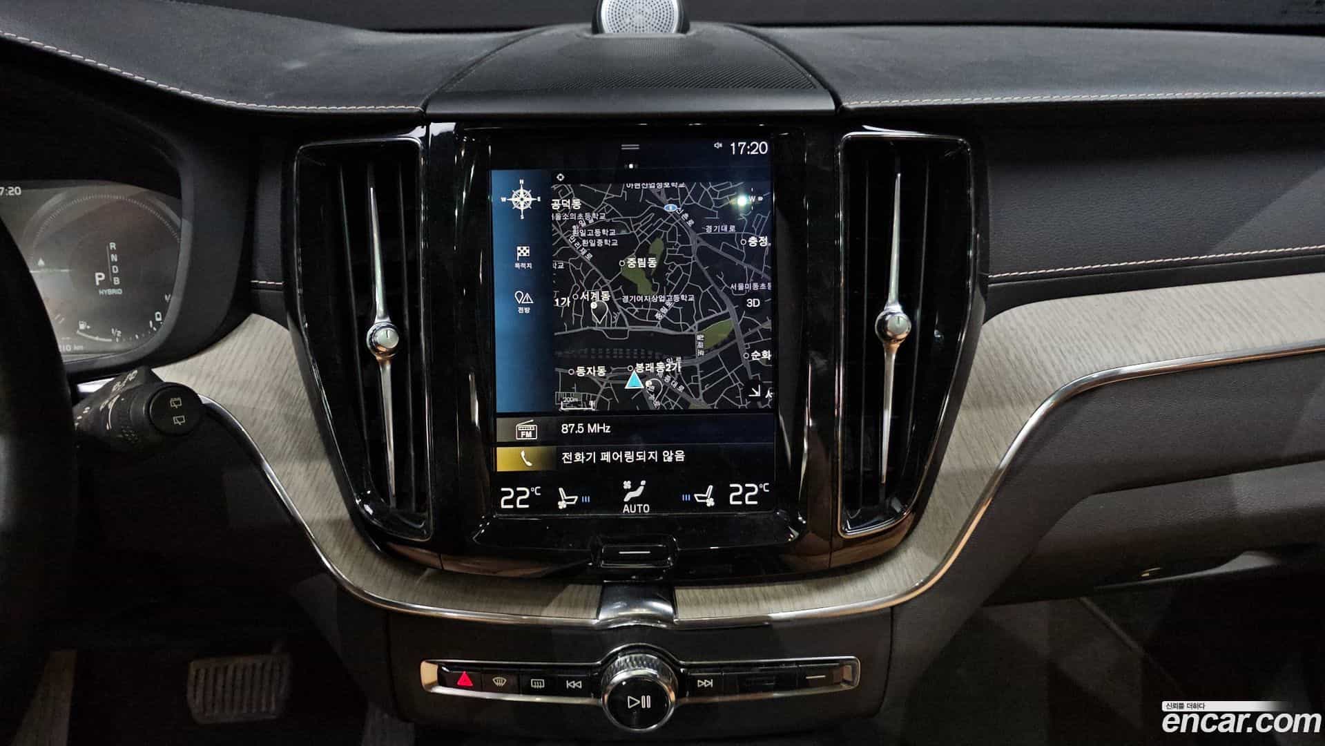 XC60 Volvo 2019.6-OPTION-018