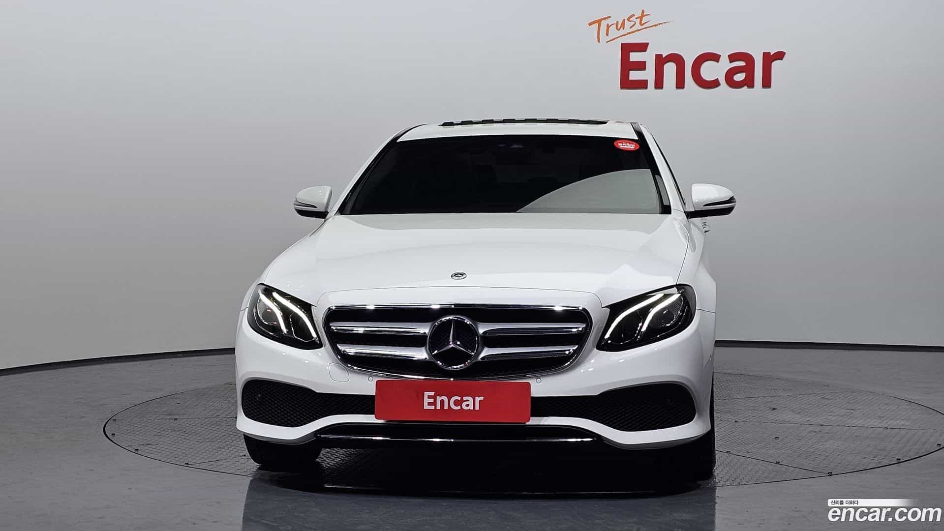 E-Class Mercedes-Benz 2018.10-OUTER-003