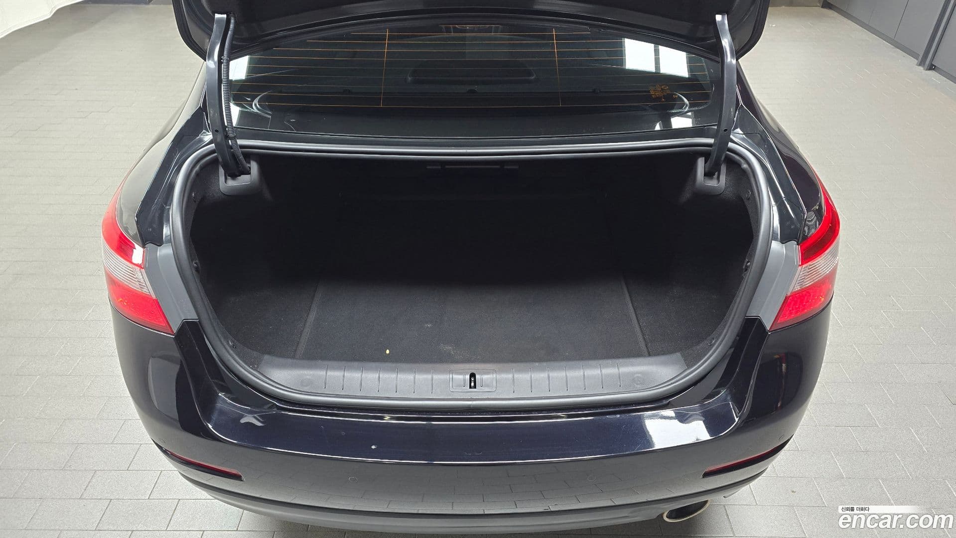 Main__Slider__Photo:SM5 Renault-KoreaSamsung 2010.5-19