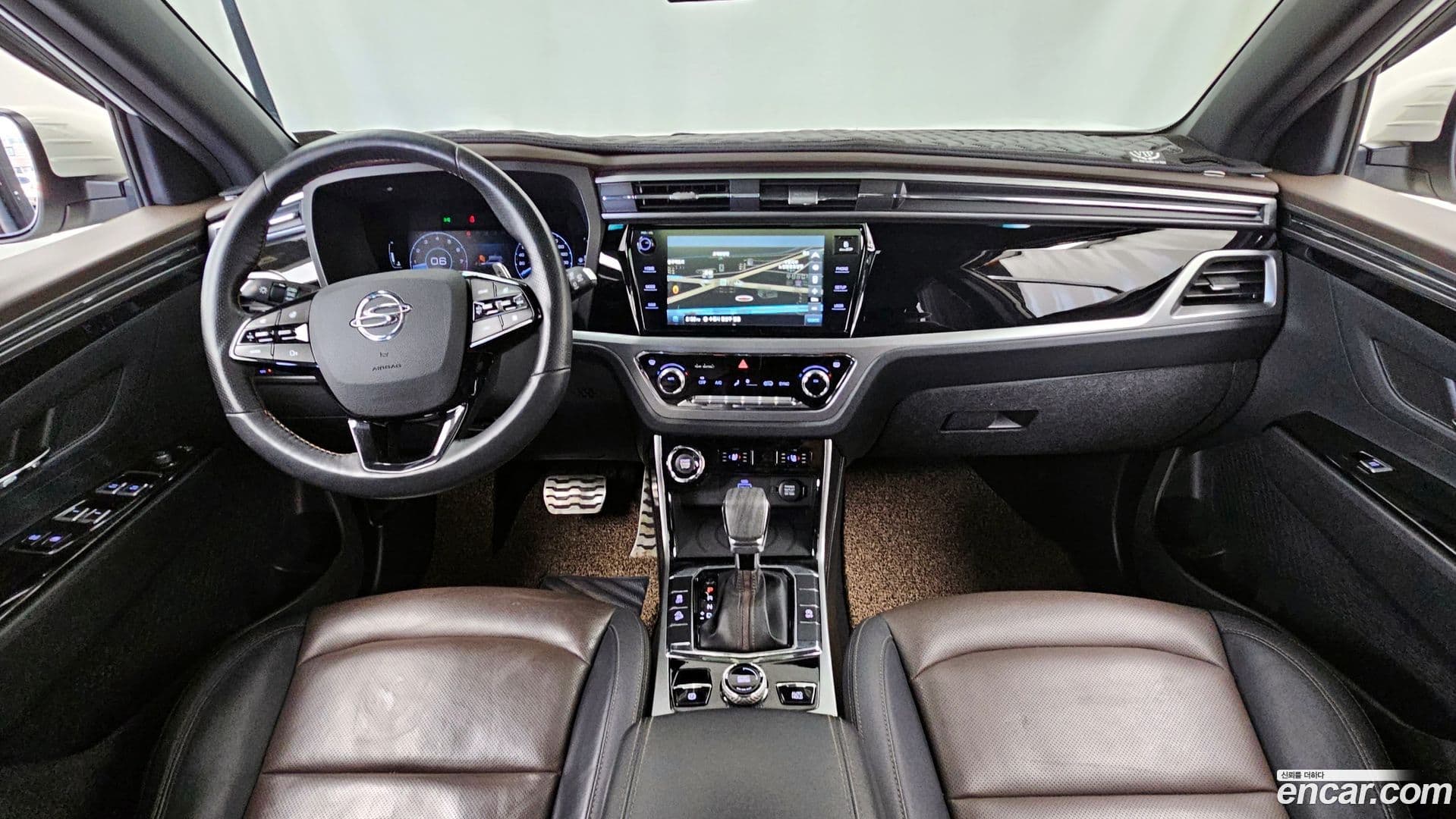 Main__Slider__Photo:KORANDO KG Mobility 2019.7-6