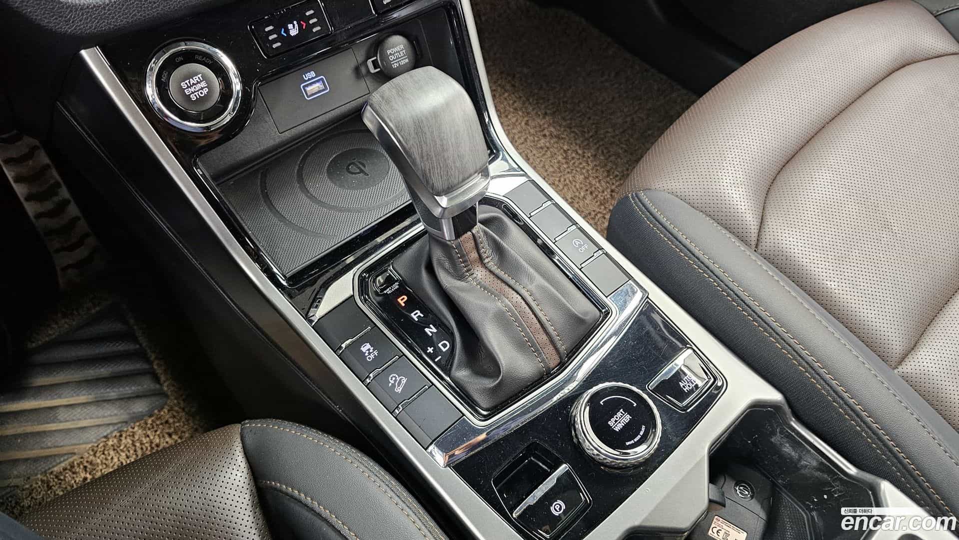 KORANDO KG Mobility 2019.7-INNER-009