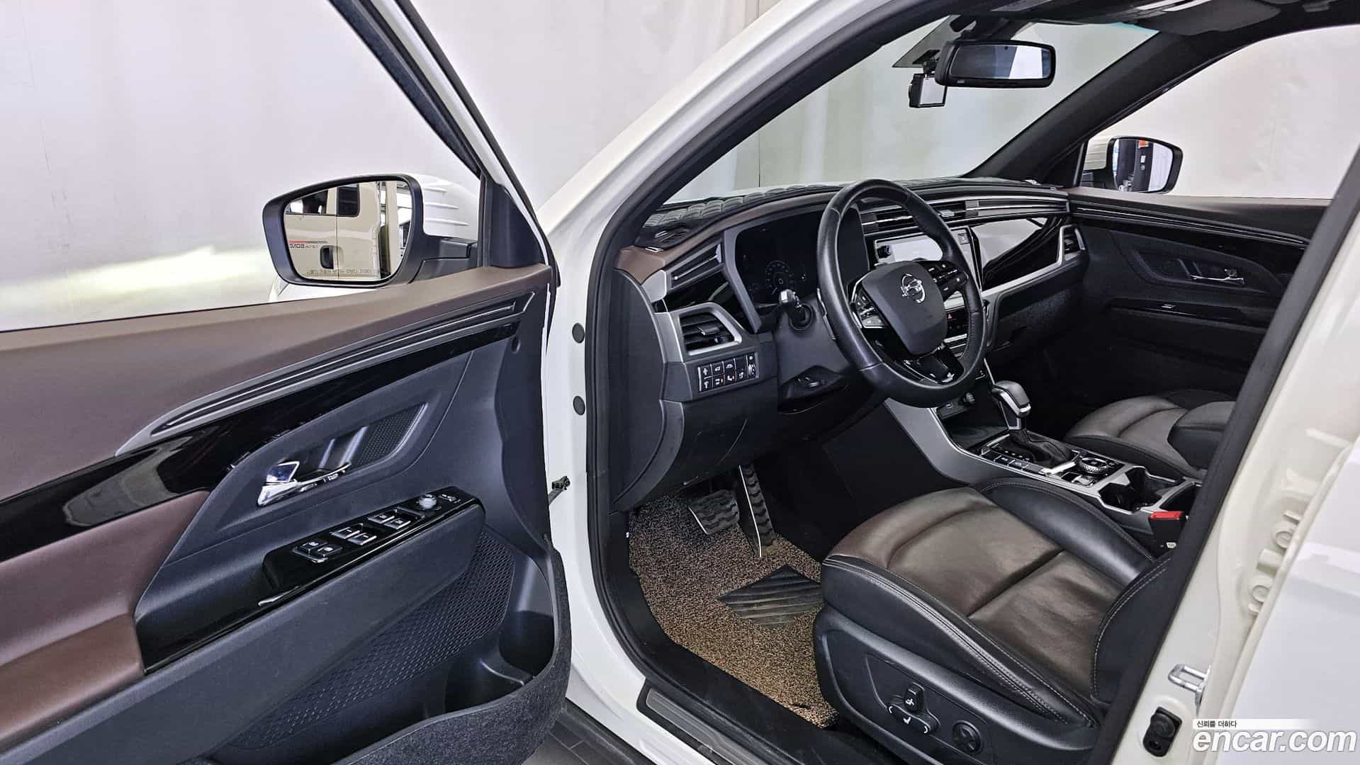 KORANDO KG Mobility 2019.7-INNER-010