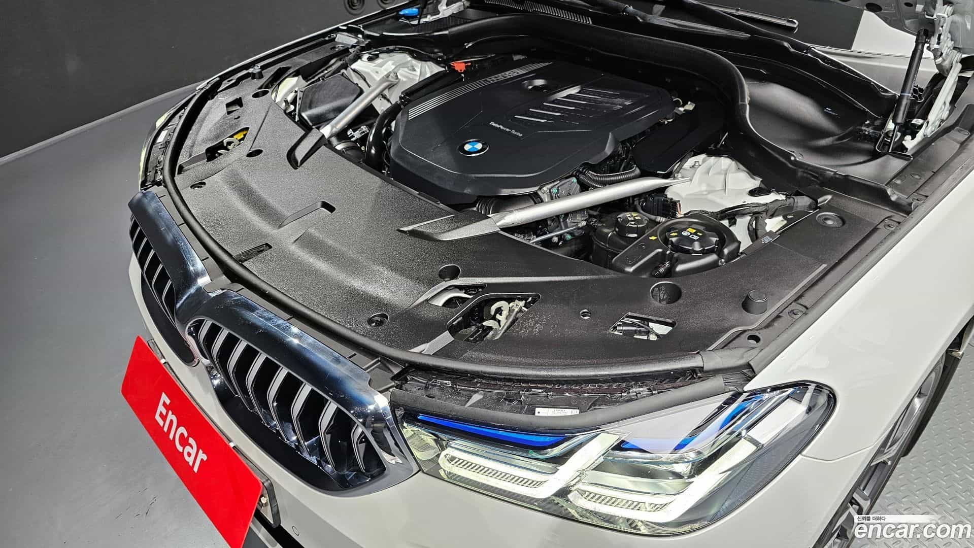 Gran Turismo BMW 2023.4-INNER-006