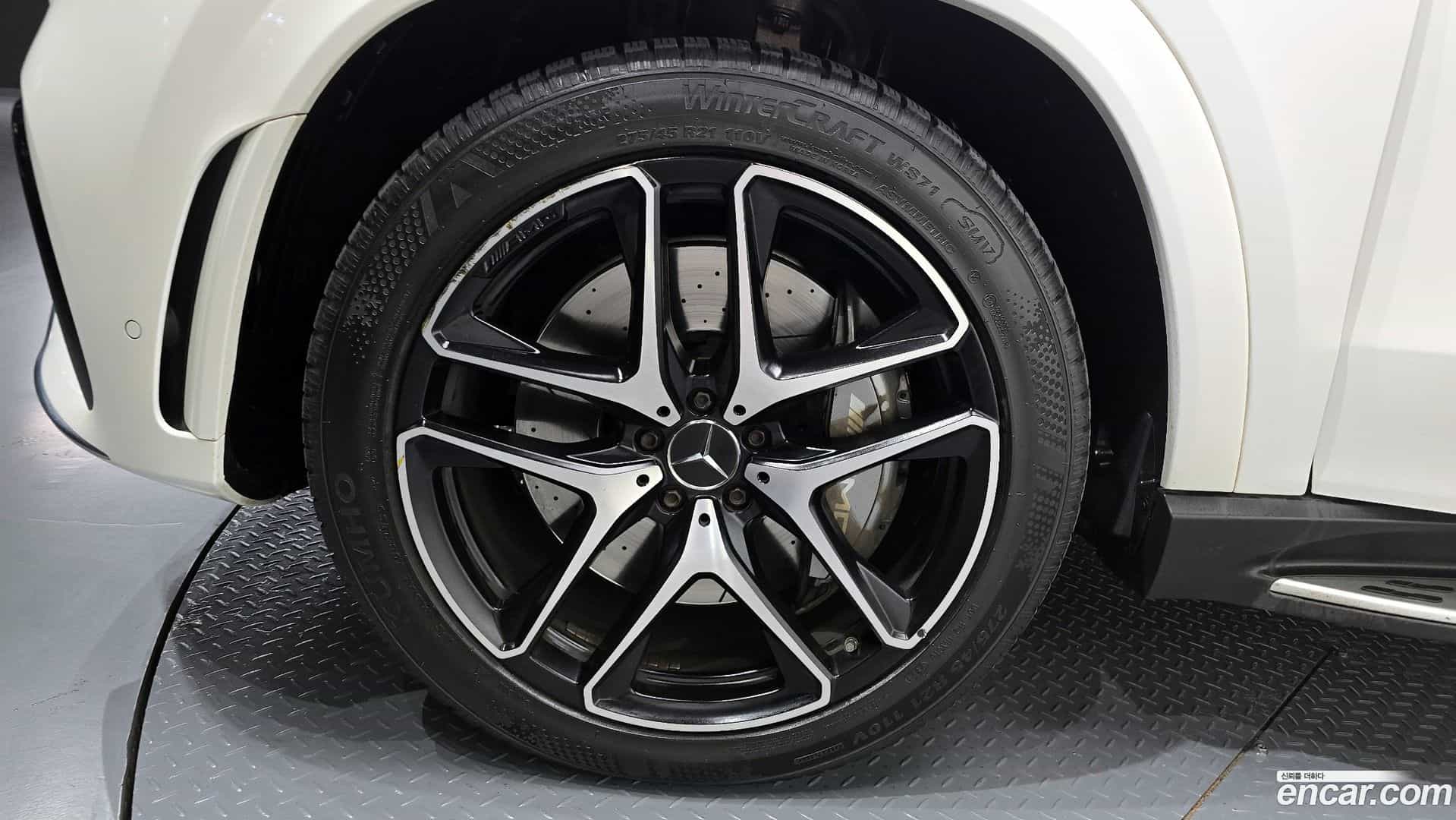 GLE-Class Mercedes-Benz 2021.3-OUTER-005