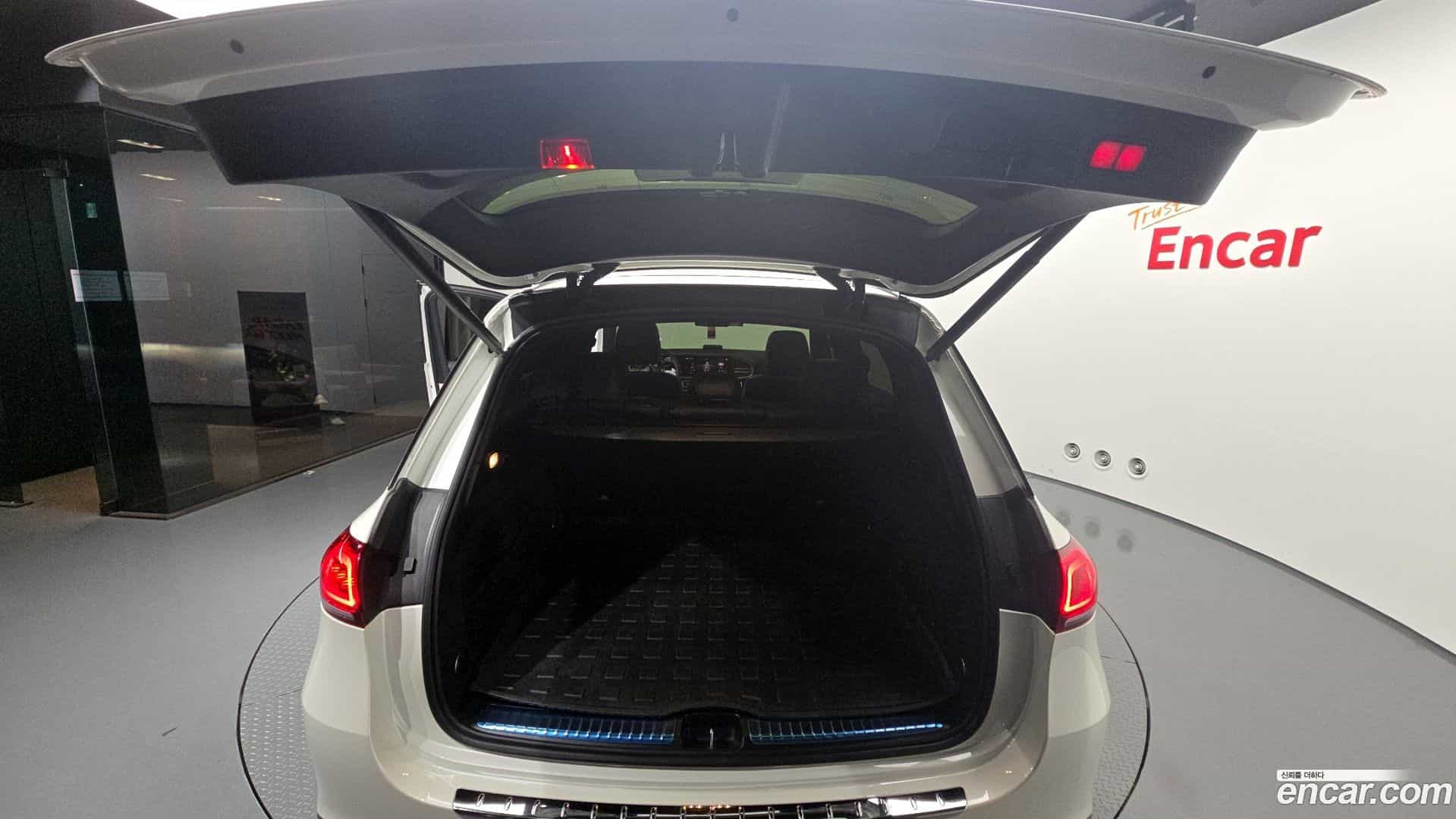 GLE-Class Mercedes-Benz 2021.3-OPTION-024