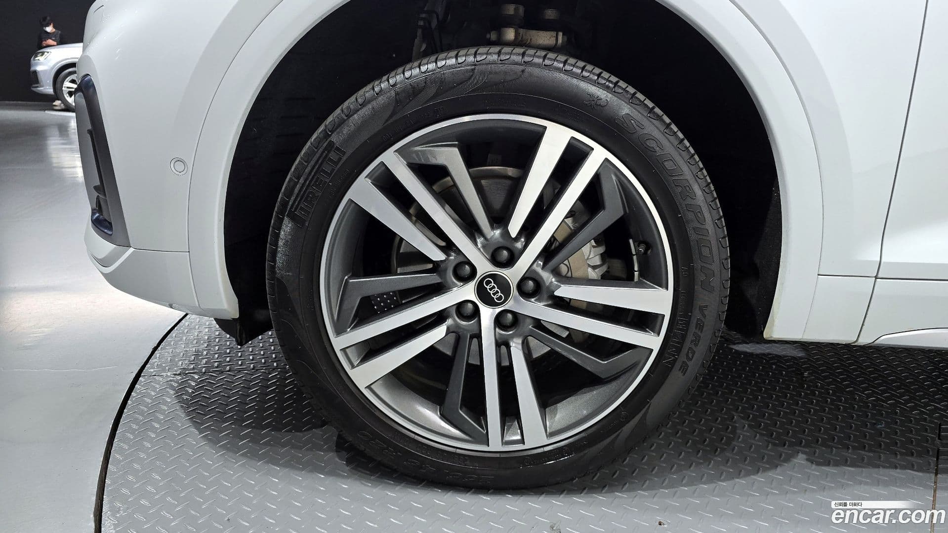 Main__Slider__Photo:Q5 Audi 2023.5-4