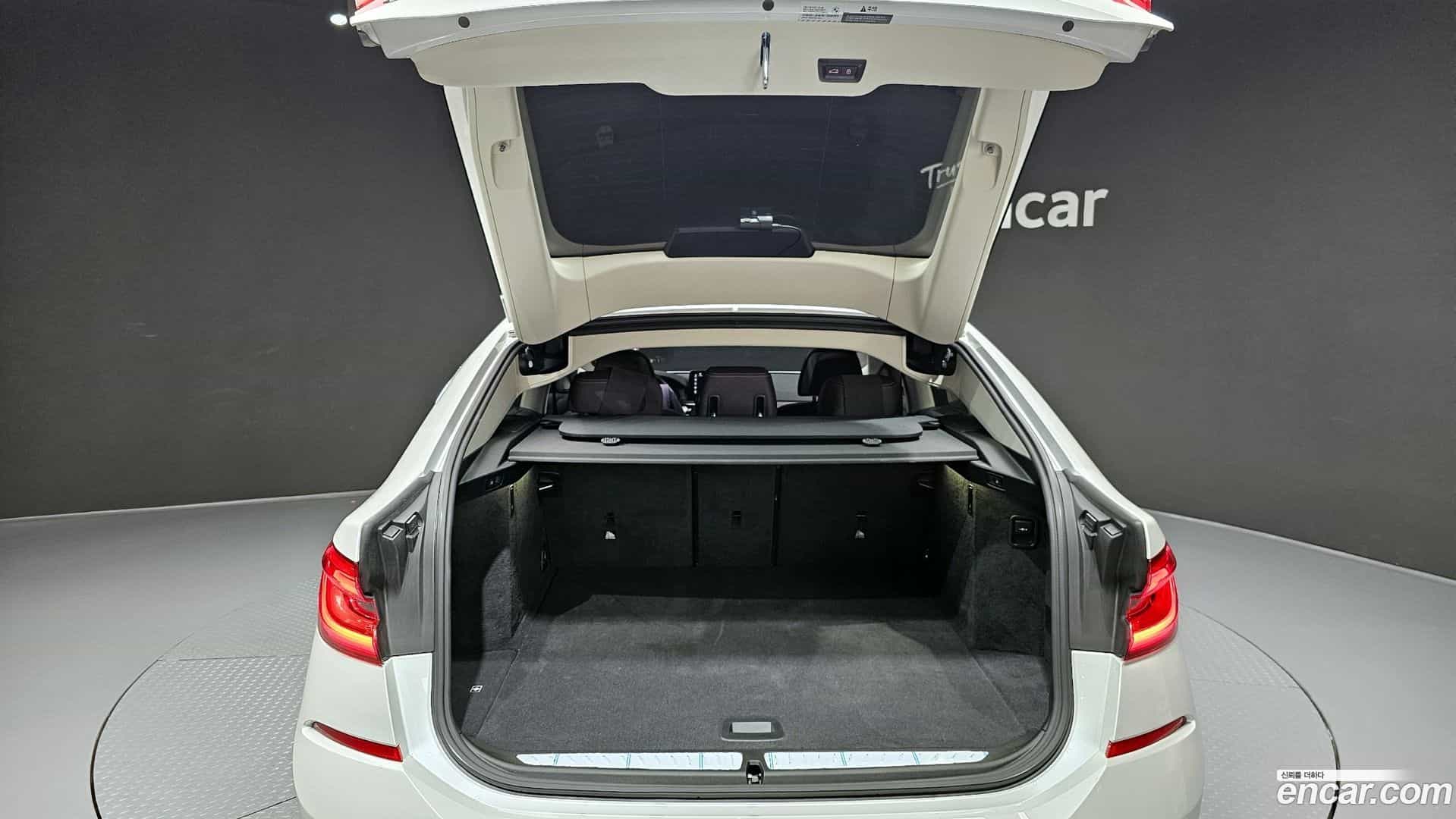 Gran Turismo BMW 2024.4-OPTION-024