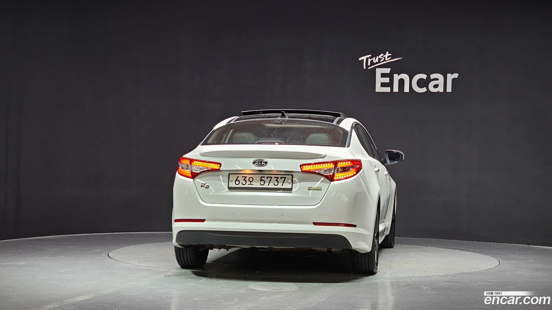 Main__Slider__Photo:K5 Kia 2012.5-3