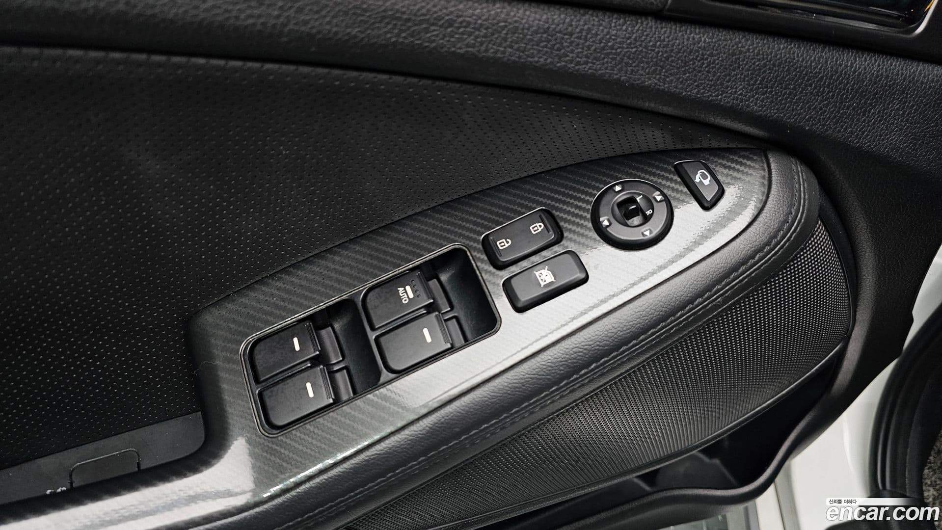 Main__Slider__Photo:K5 Kia 2012.5-17