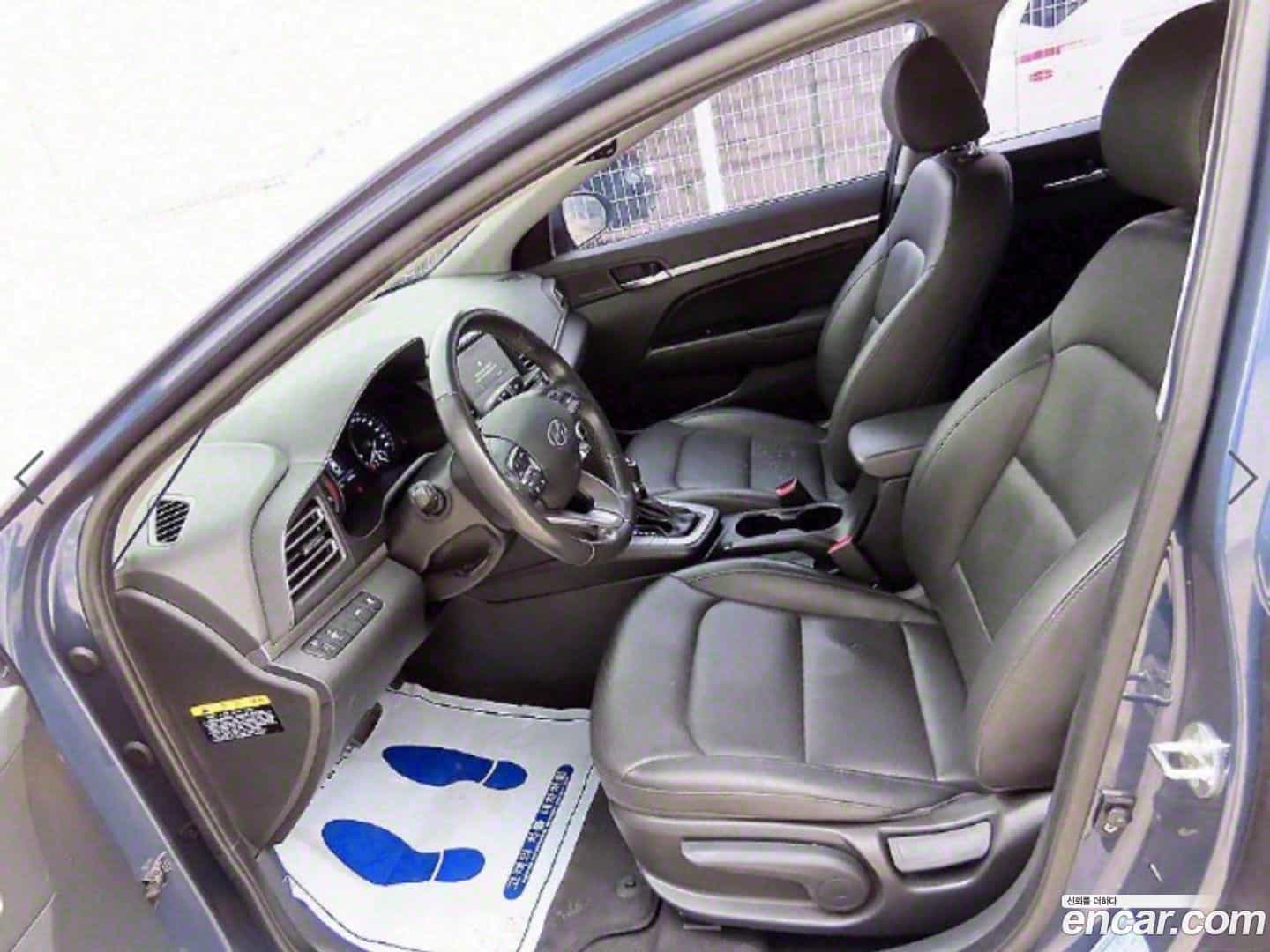 AVANTE Hyundai 2018.10-OUTER-005