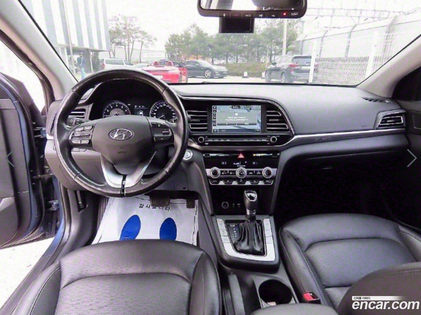 Main__Slider__Photo:AVANTE Hyundai 2018.10-6