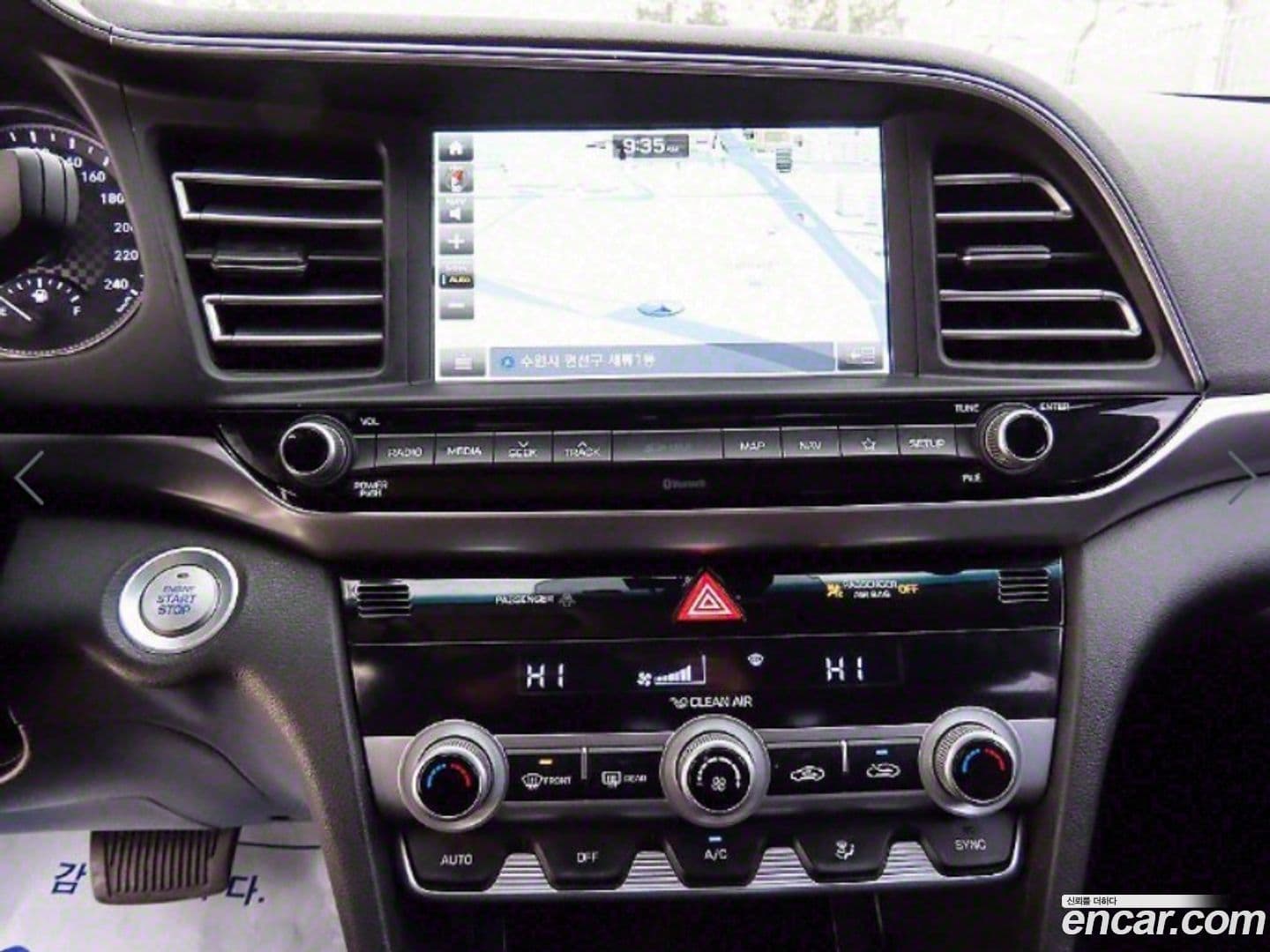 Main__Slider__Photo:AVANTE Hyundai 2018.10-12