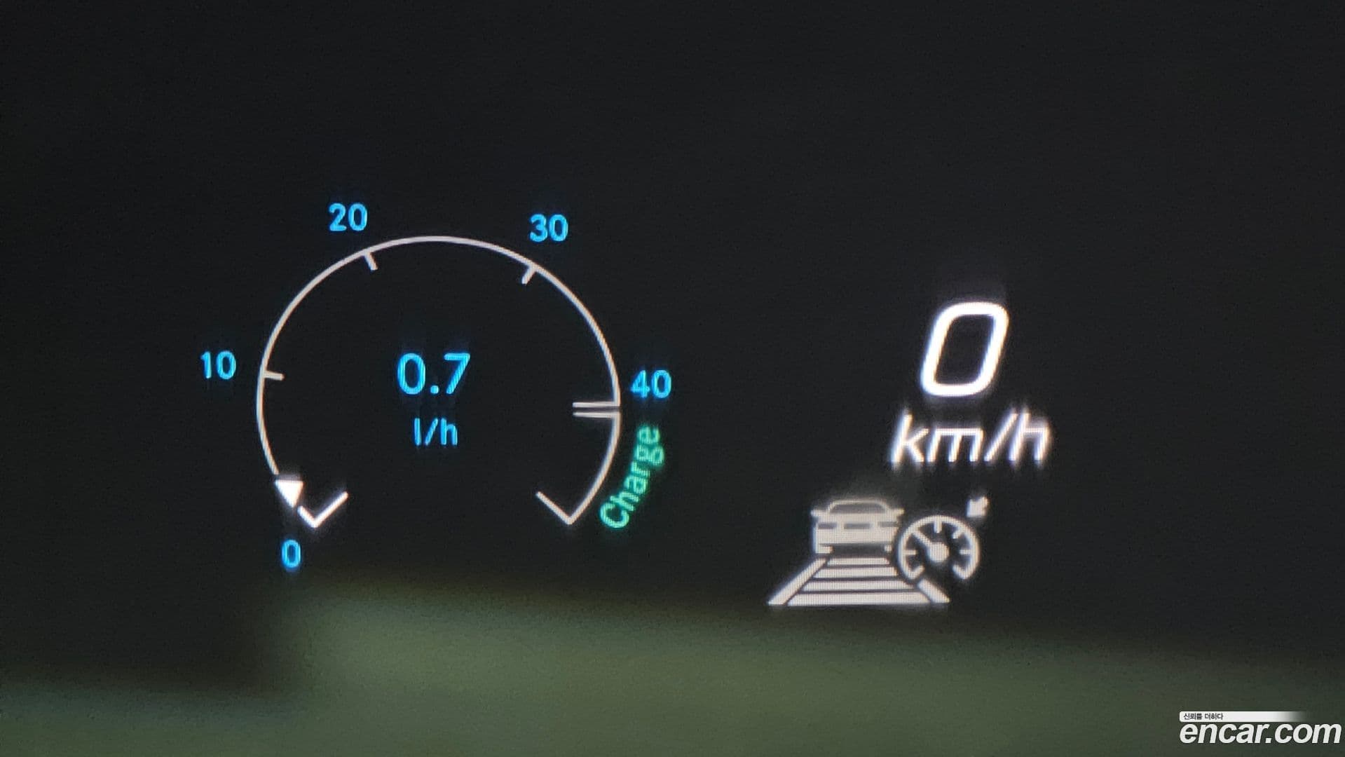 Main__Slider__Photo:GLS-Class Mercedes-Benz 2022.6-17