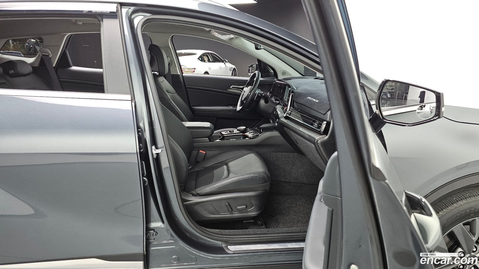 Main__Slider__Photo:Sportage Kia 2024.9-11