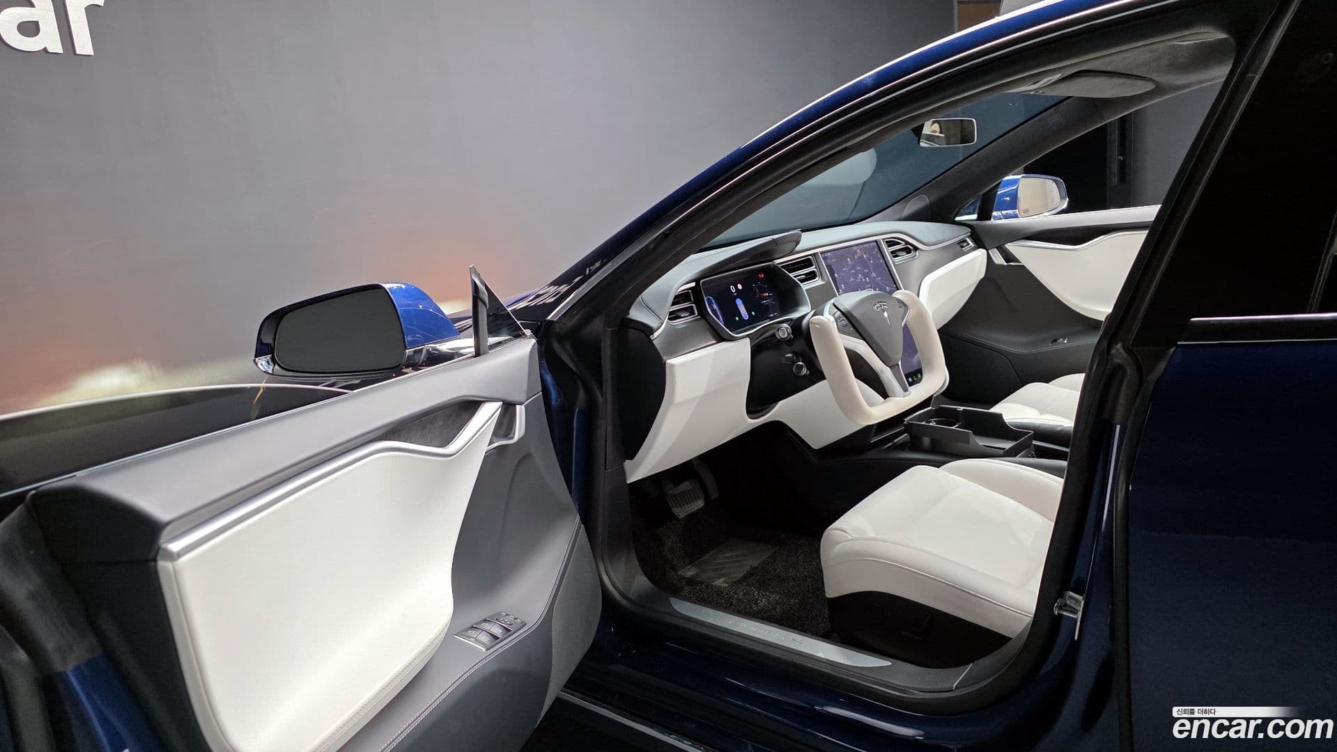 Main__Slider__Photo:Model S Tesla 2017.11-9