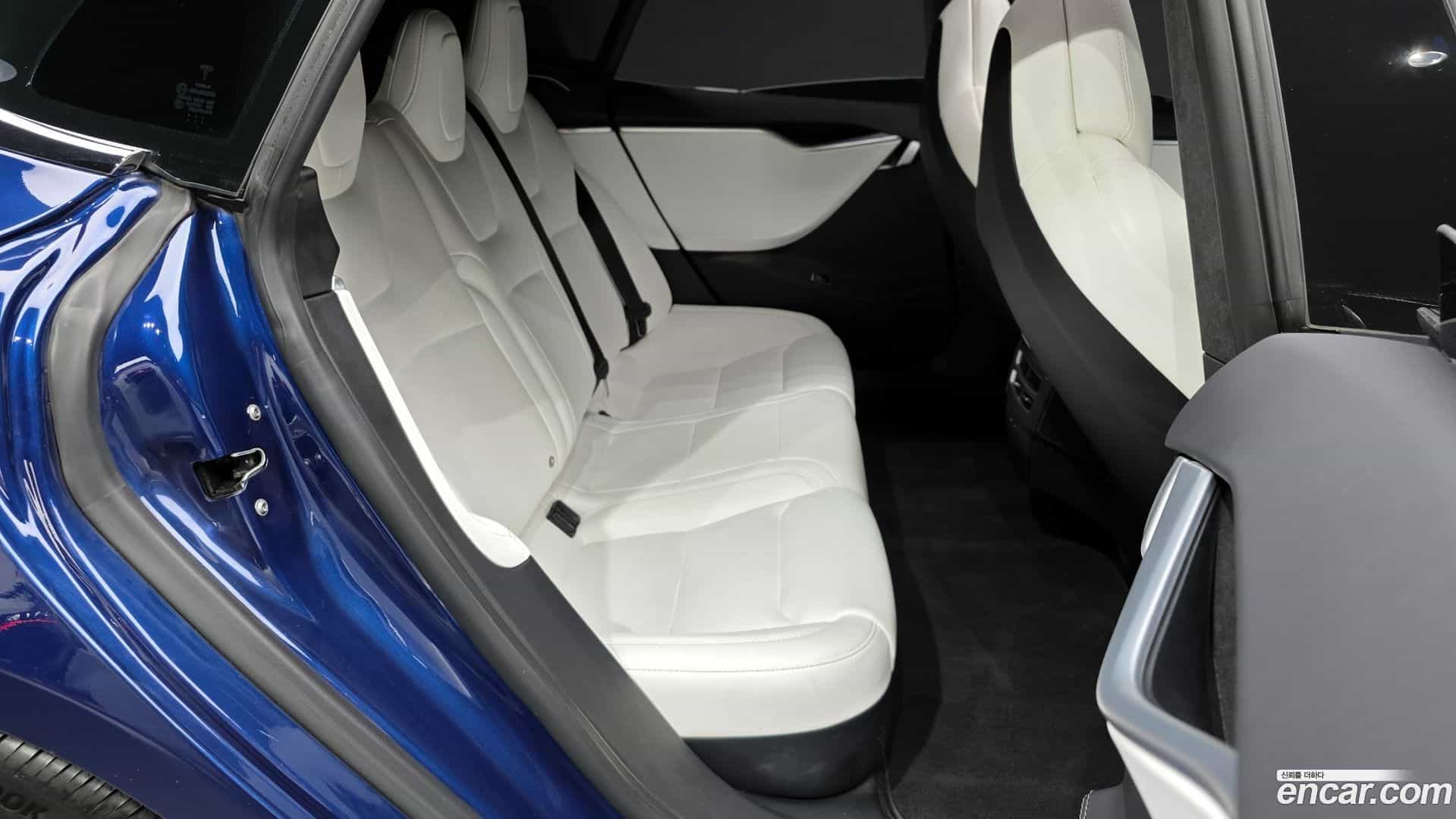 Model S Tesla 2017.11-OPTION-016