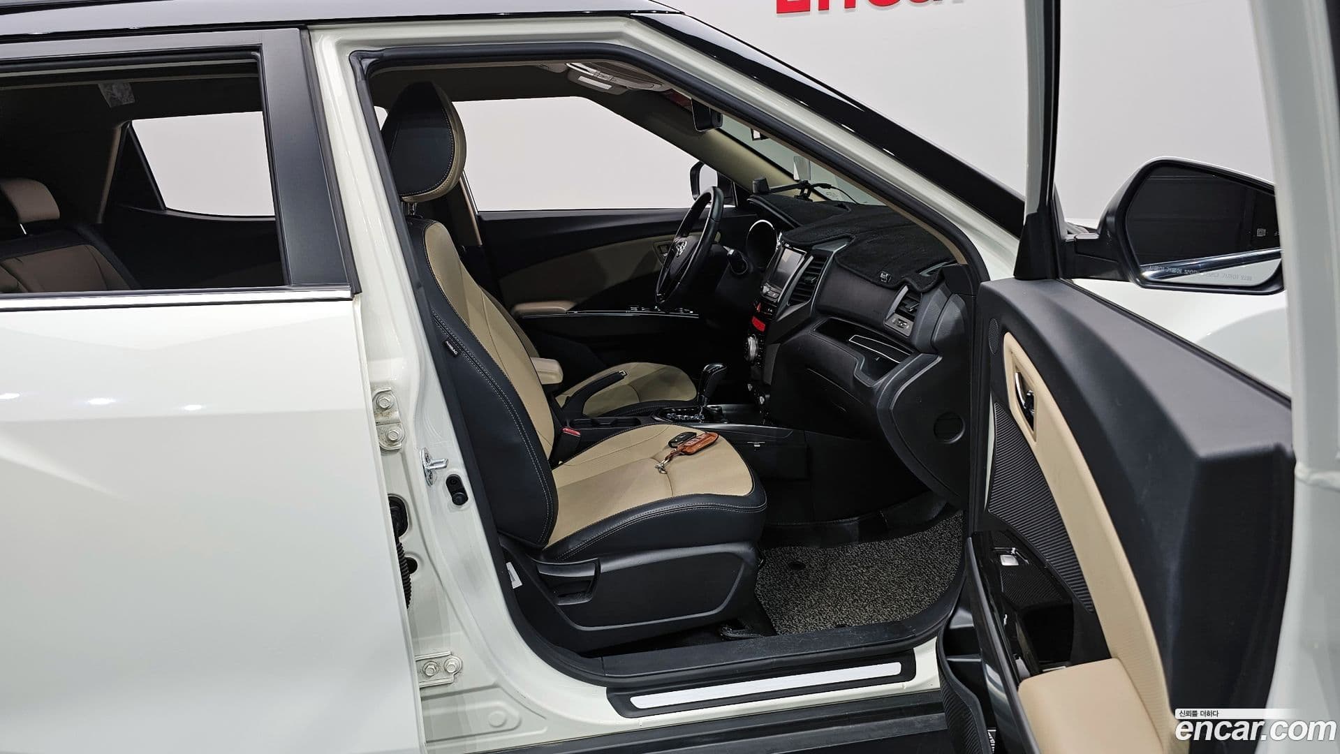 Main__Slider__Photo:TIBOLI KG Mobility 2016.10-10