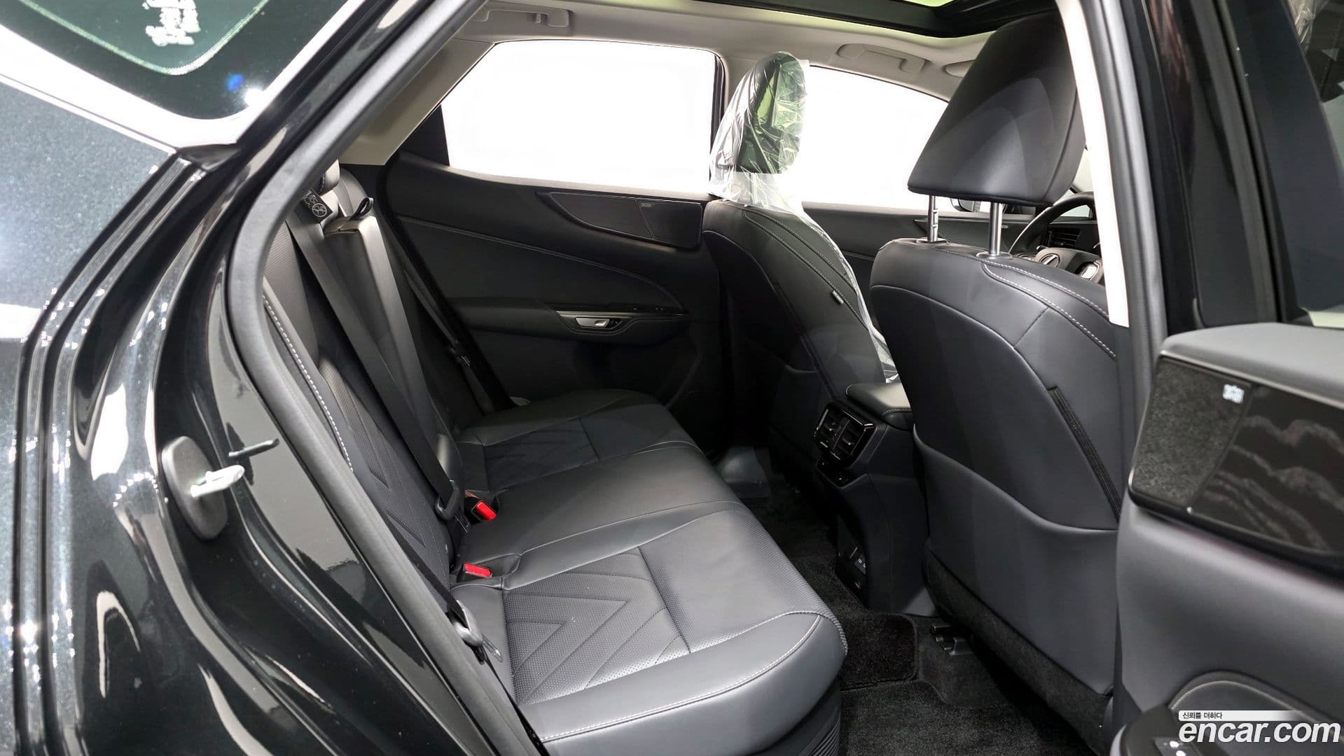 Main__Slider__Photo:NX Lexus 2025.8-11