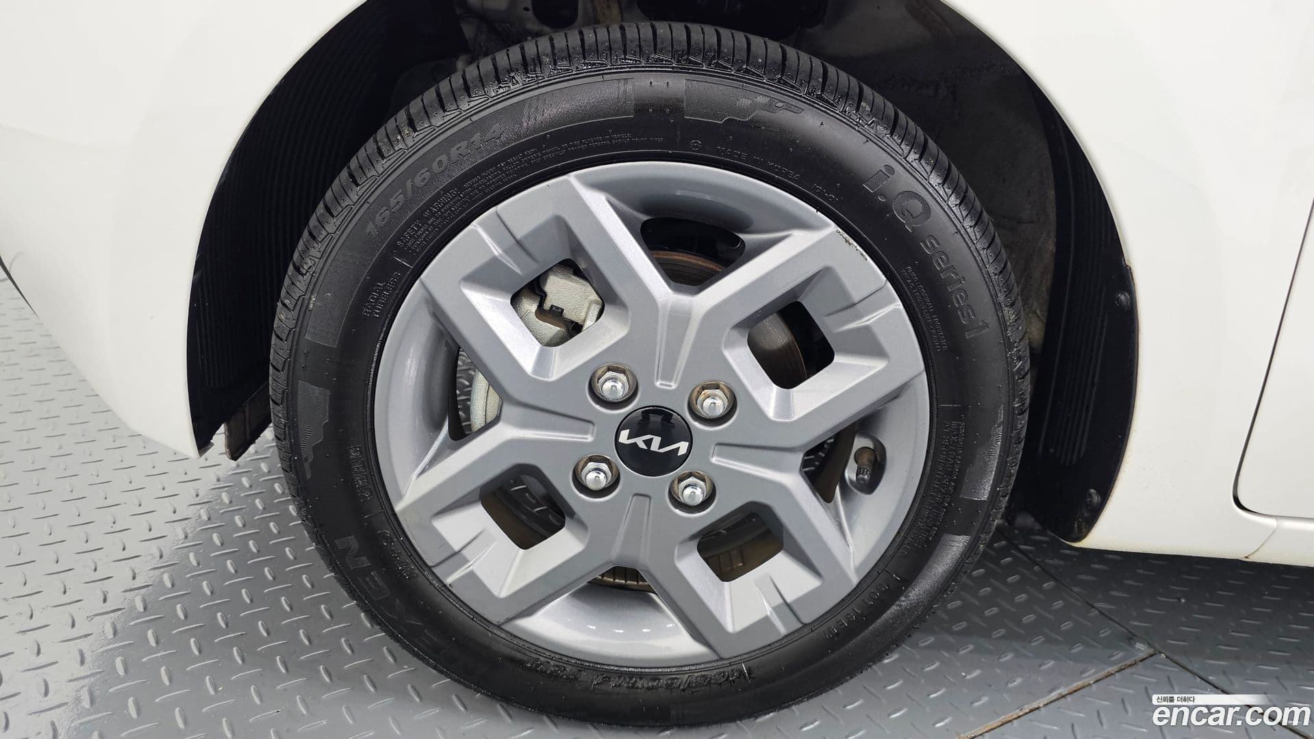 Main__Slider__Photo:RAY Kia 2023.3-4