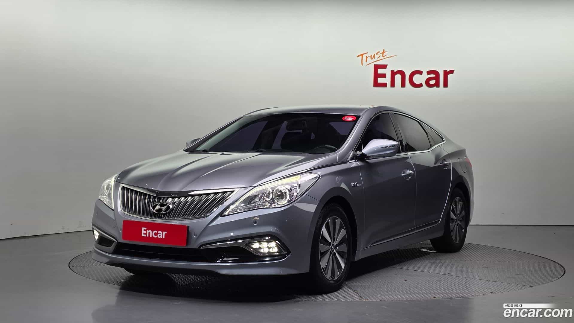 Grandeur Hyundai 2015.10-OUTER-001