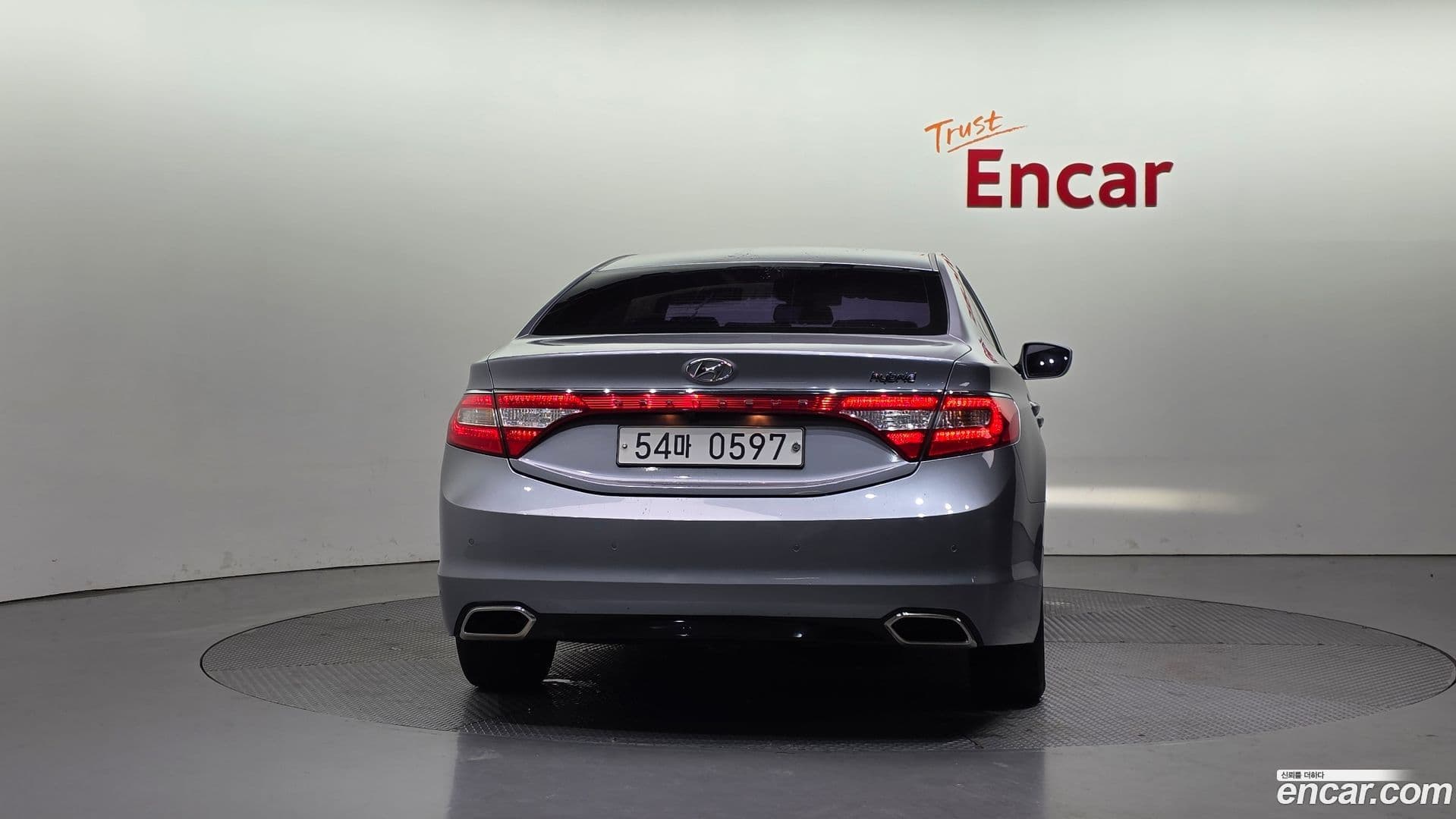 Main__Slider__Photo:Grandeur Hyundai 2015.10-3