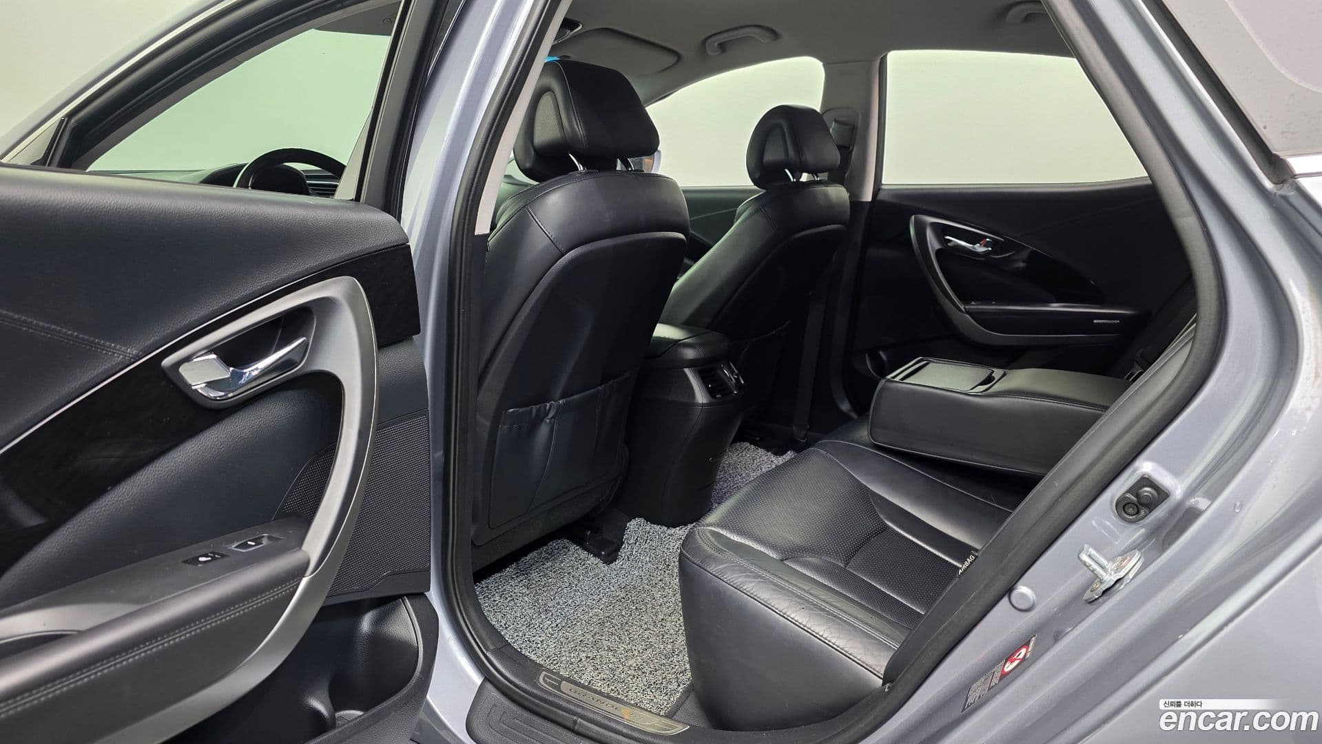 Main__Slider__Photo:Grandeur Hyundai 2015.10-16