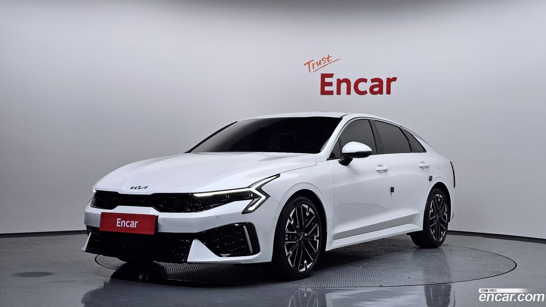 Main__Slider__Photo:K5 Kia 2024.4-0