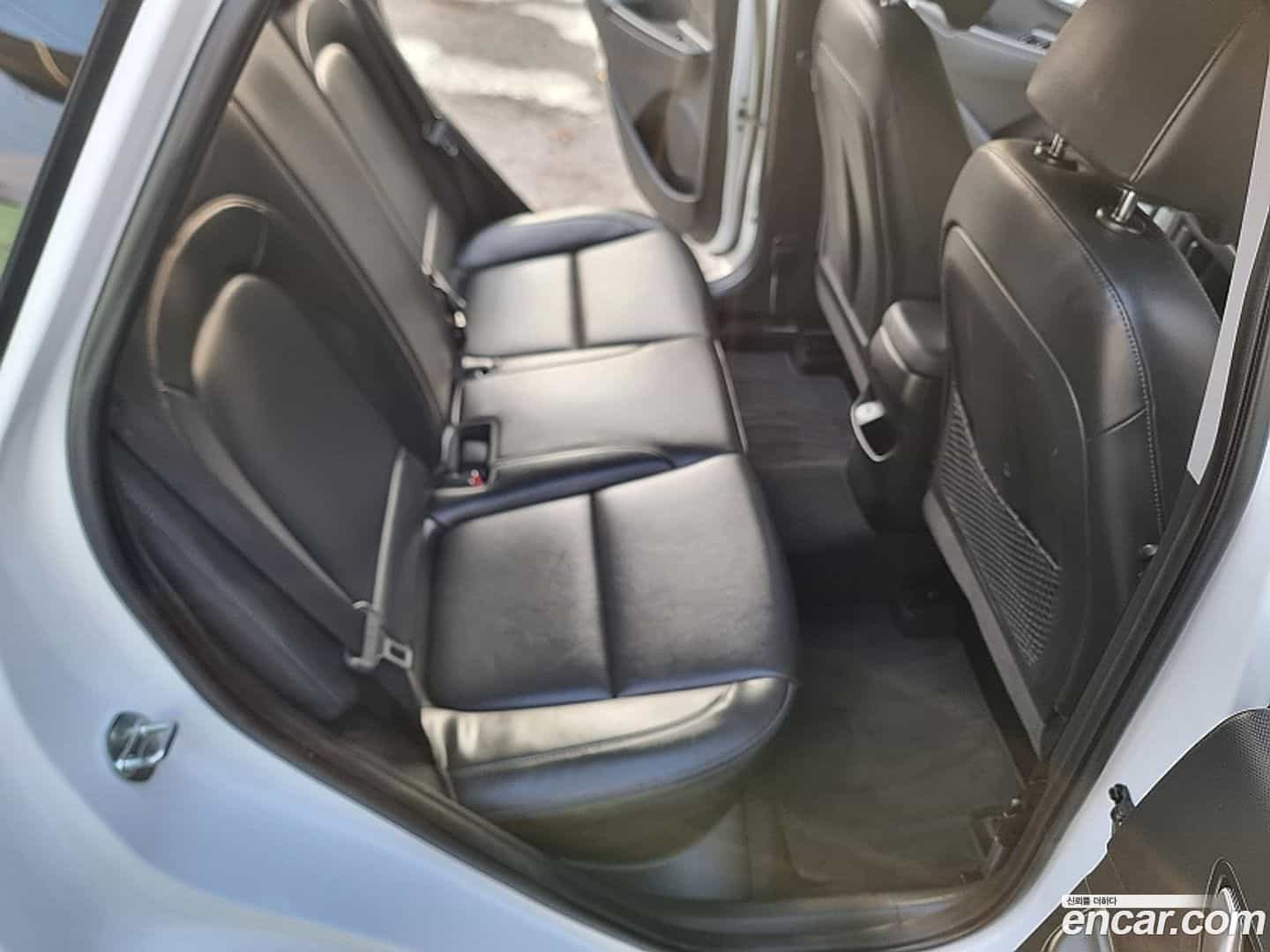 Kona Hyundai 2022.2-INNER-009