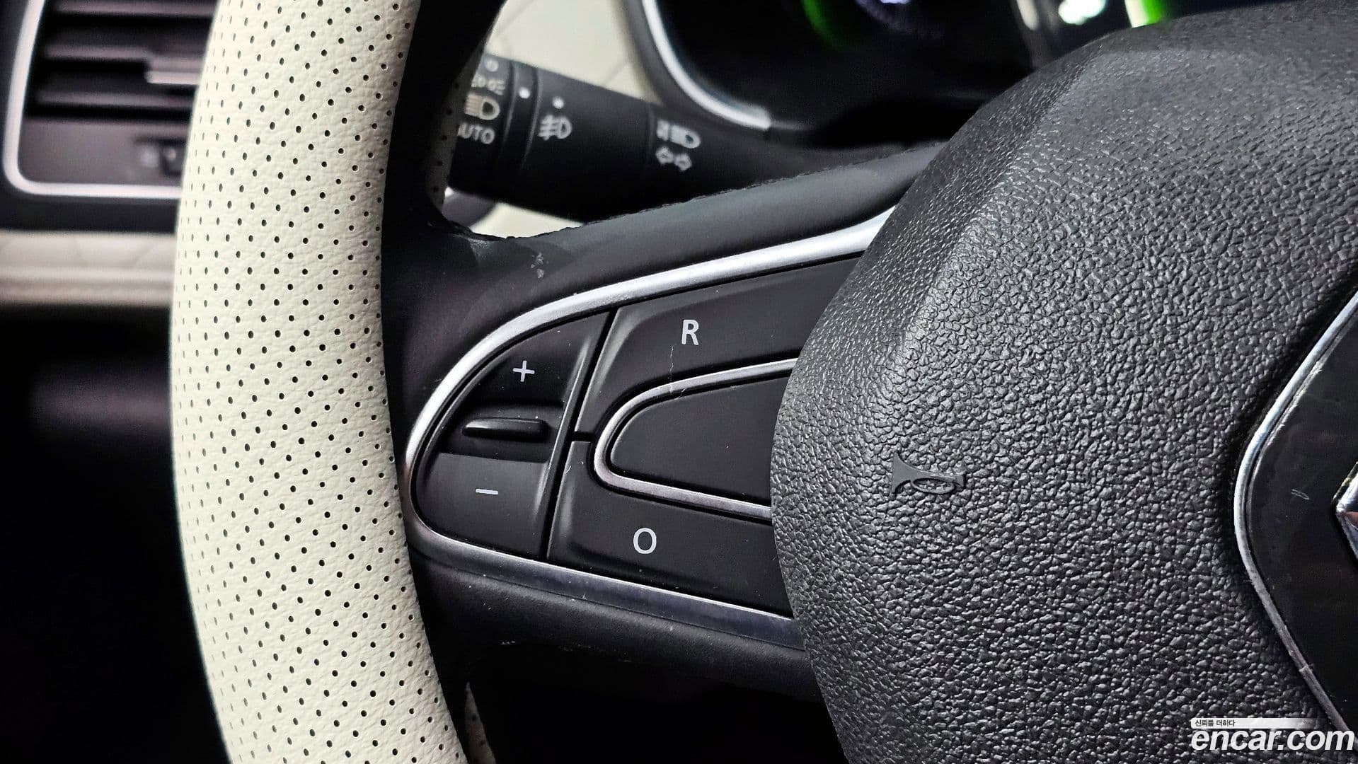 Main__Slider__Photo:SM6 Renault Korea 2016.1-13