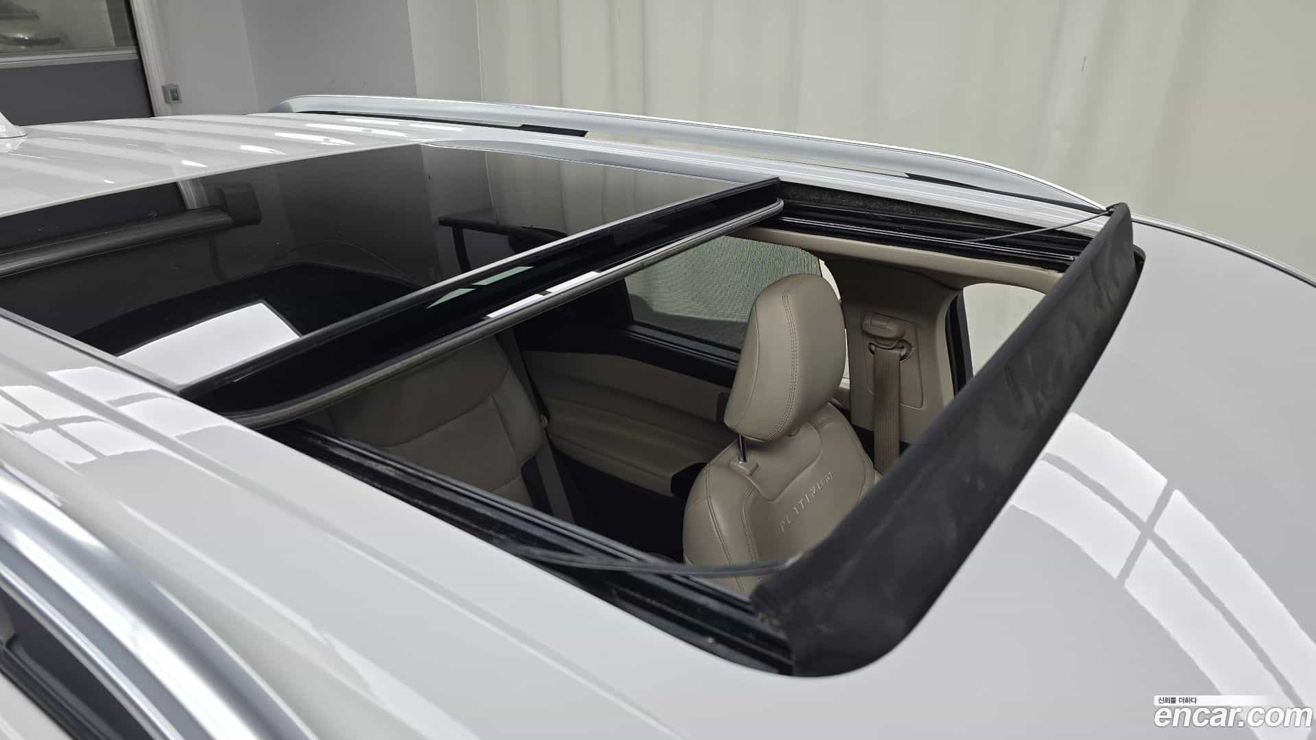 Explorer Ford 2021.11-OPTION-022