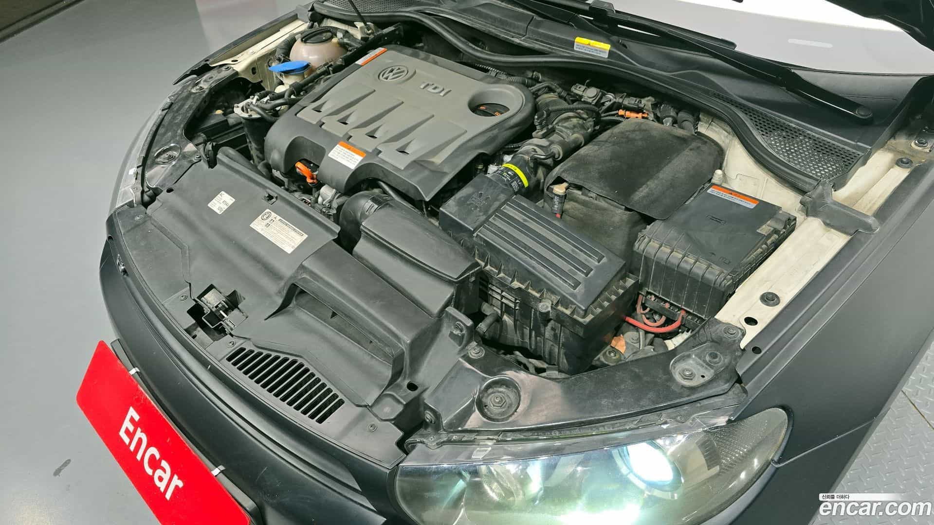 Scirocco Volkswagen 2012.5-INNER-006