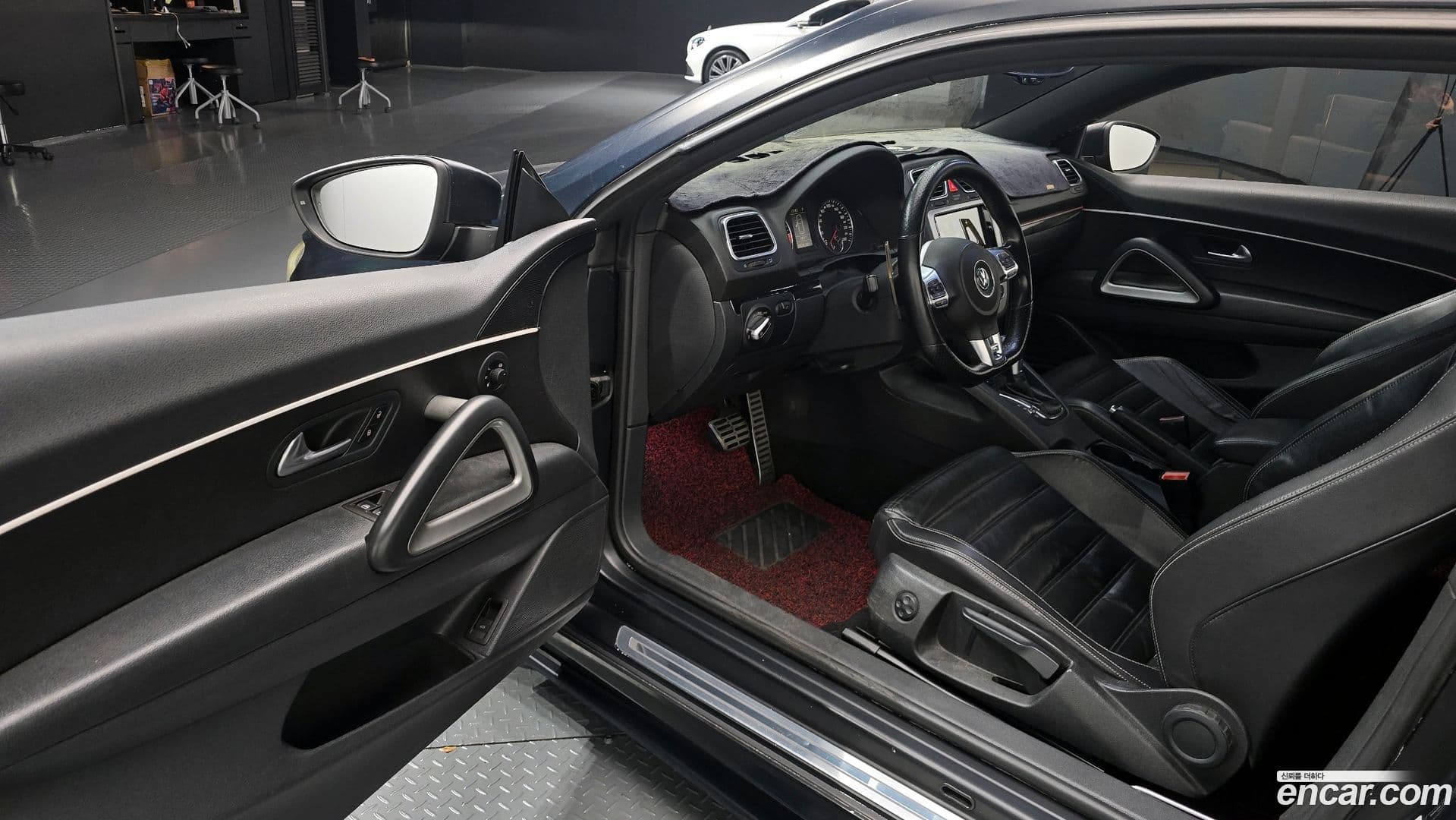 Main__Slider__Photo:Scirocco Volkswagen 2012.5-10