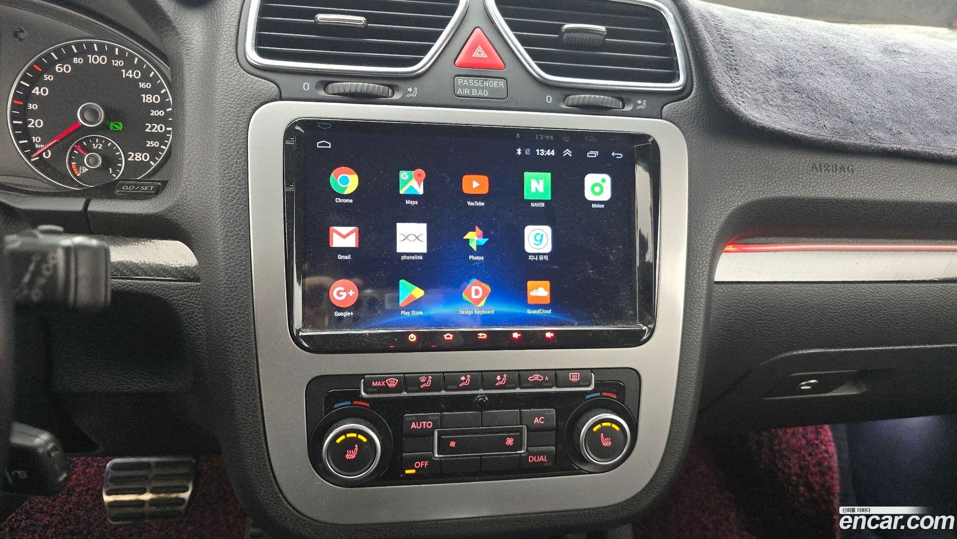 Main__Slider__Photo:Scirocco Volkswagen 2012.5-14